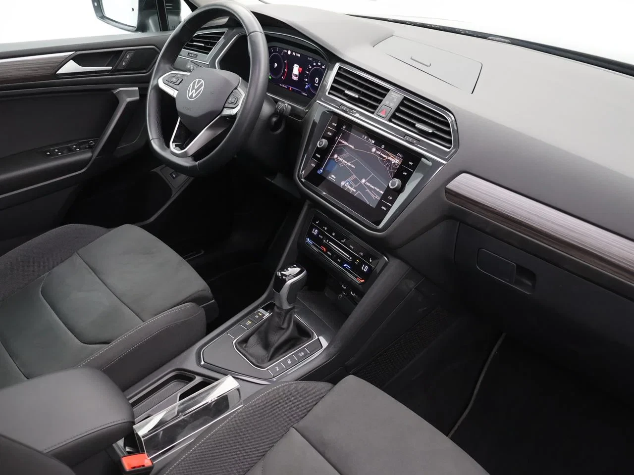 Volkswagen-Tiguan Allspace-image-6