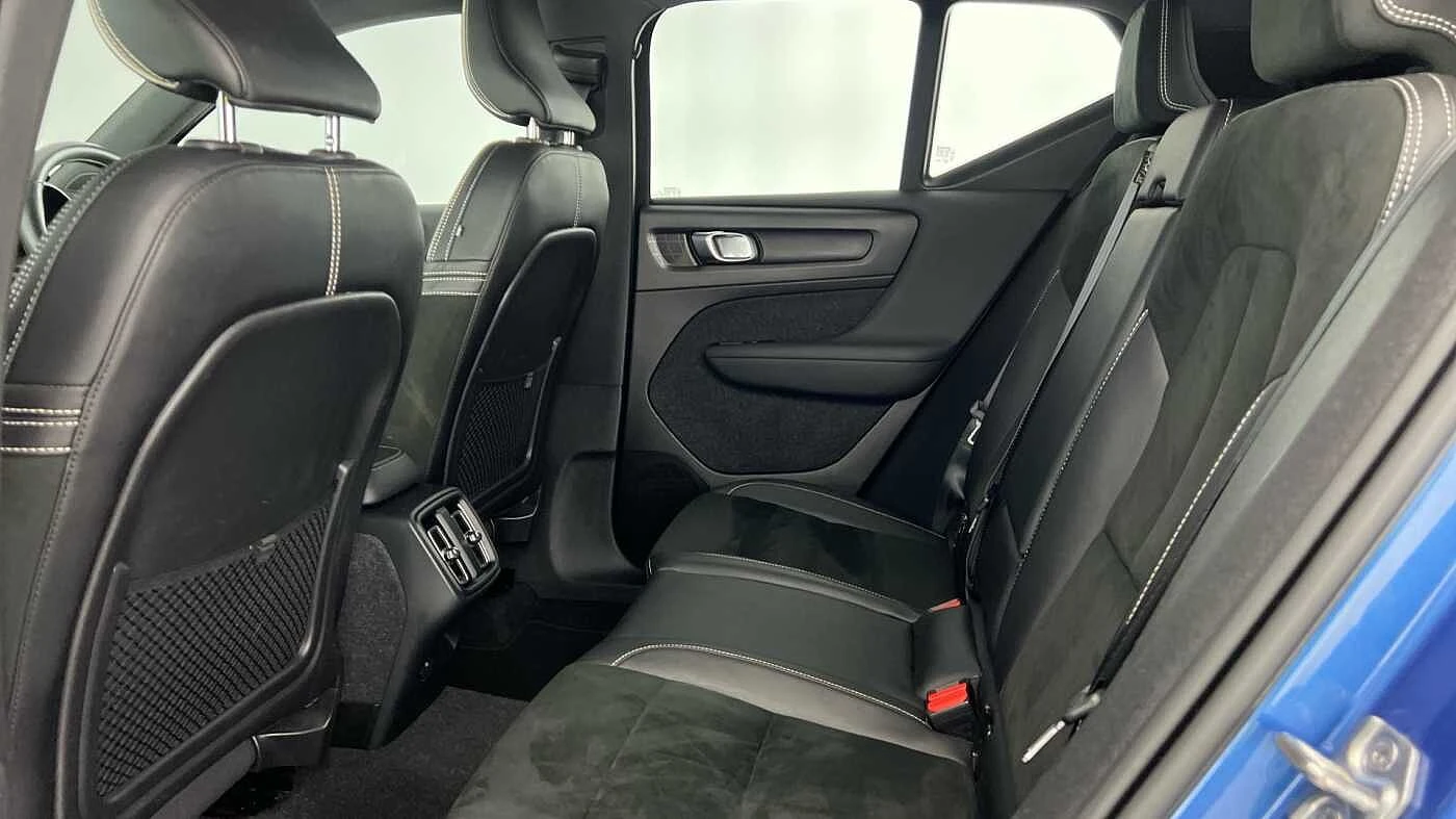 Volvo-XC40-image-8