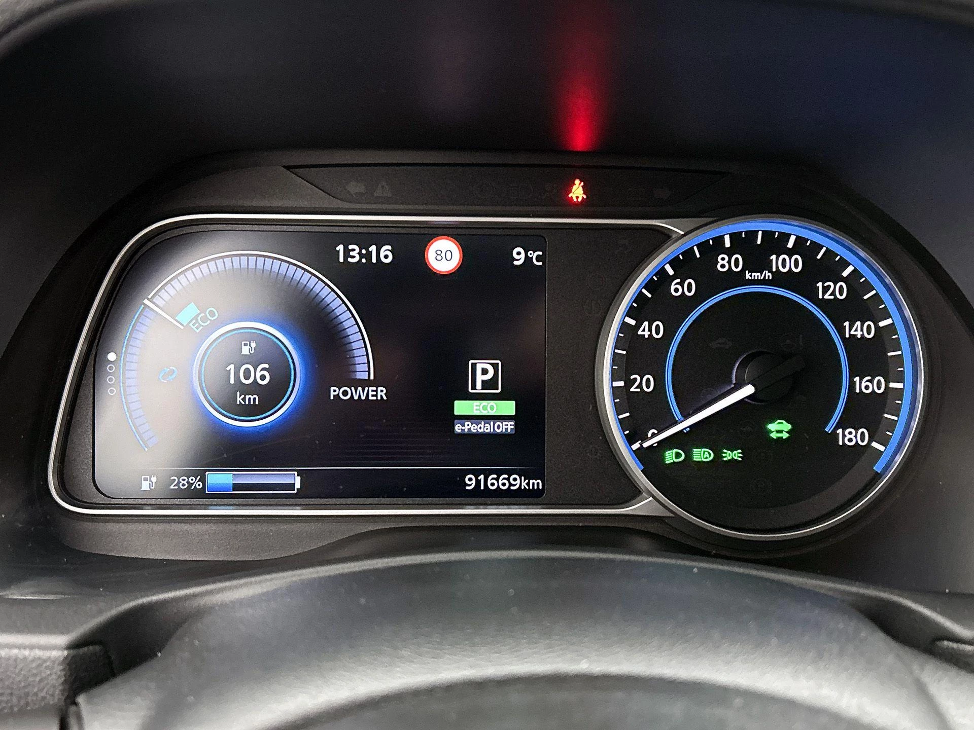 Nissan-Leaf-image-22