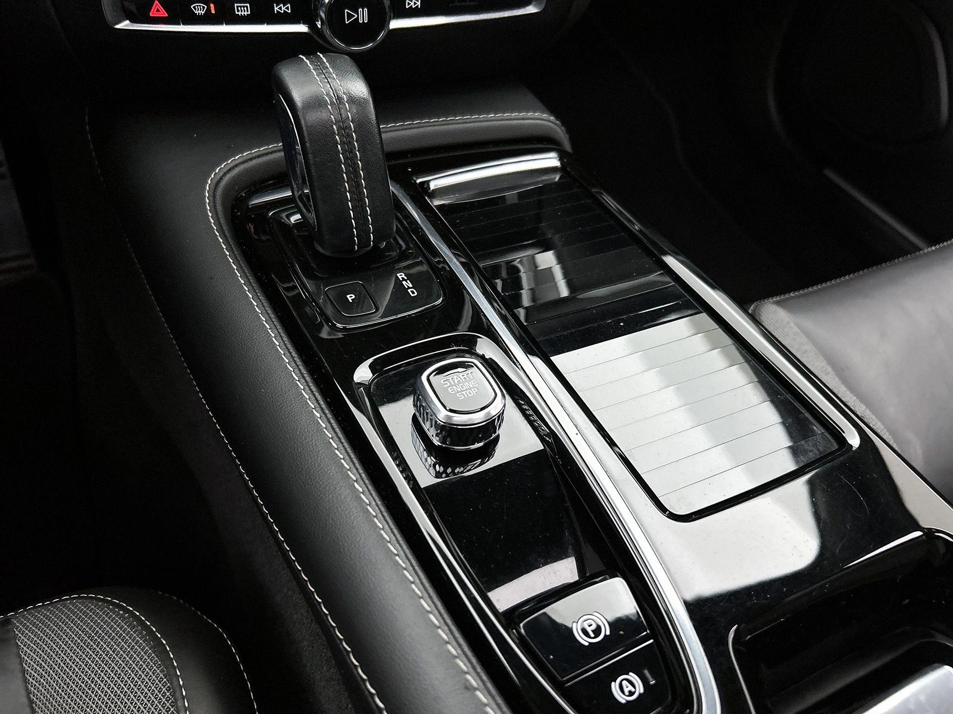 Volvo-V60-image-28