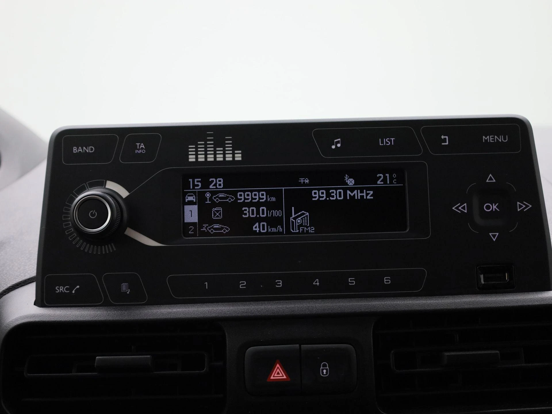Peugeot-Partner-image-21