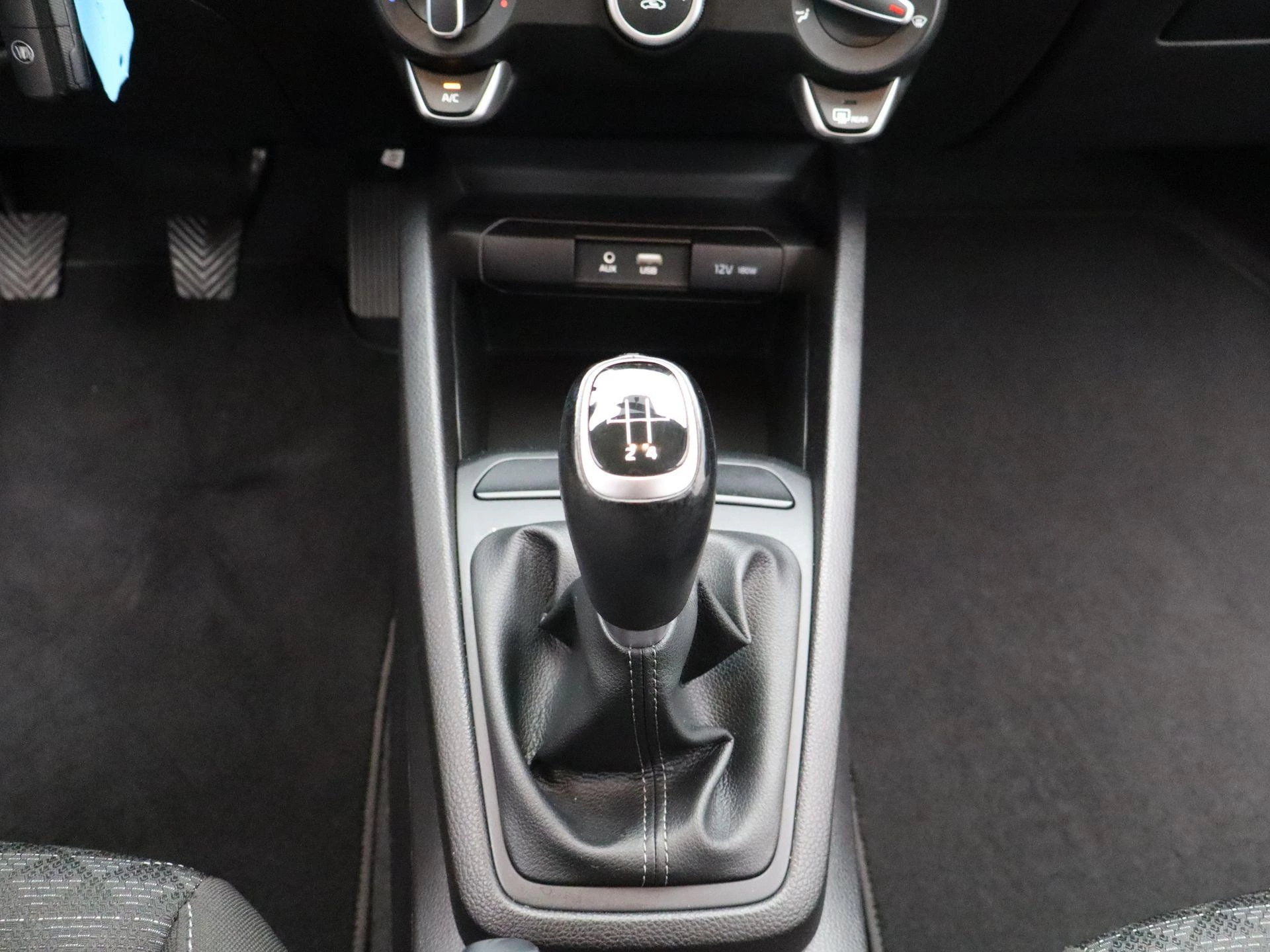 Kia-Rio-image-13