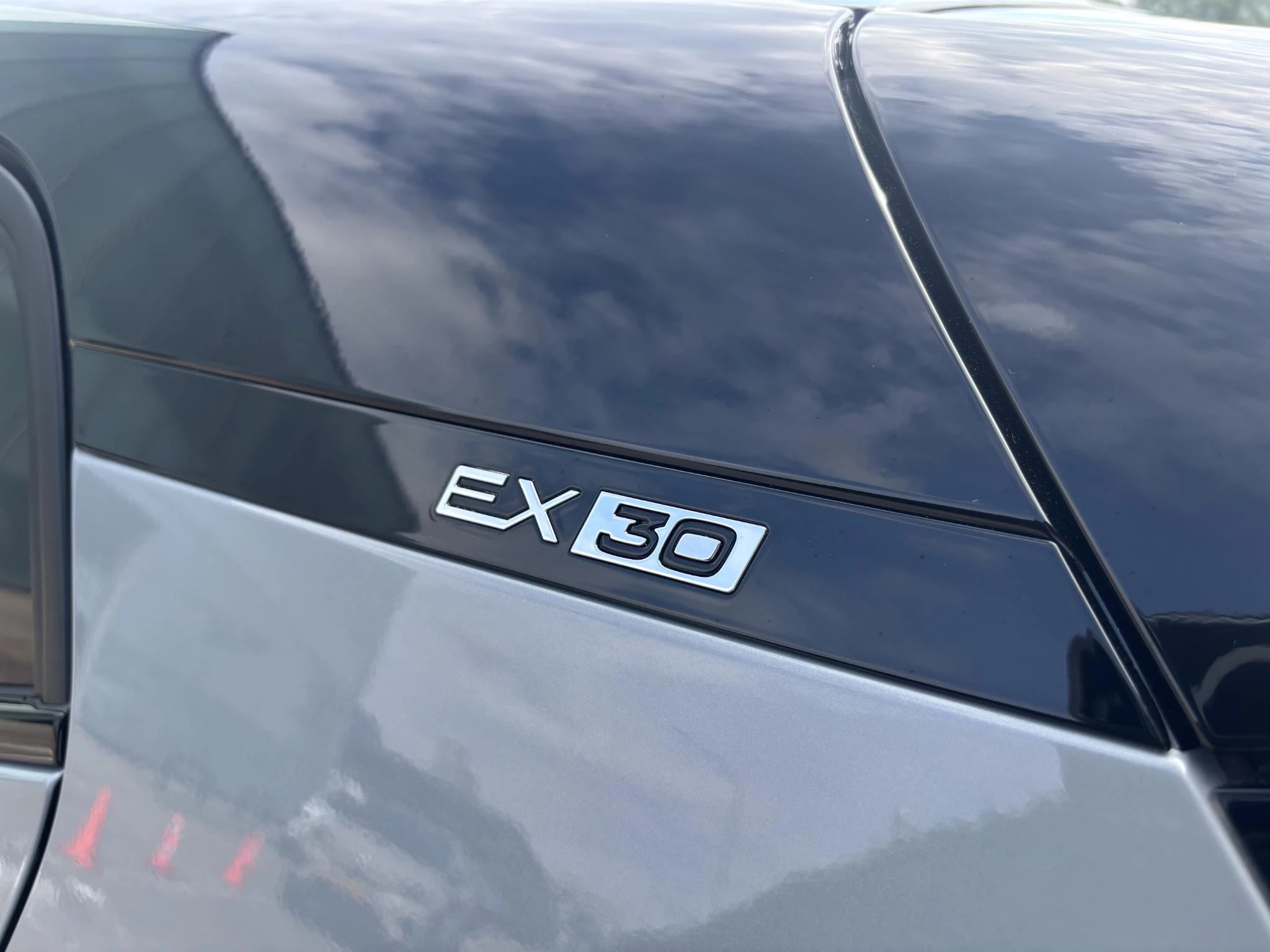 Volvo EX30 Single Motor Extended Range Plus 69 kWh