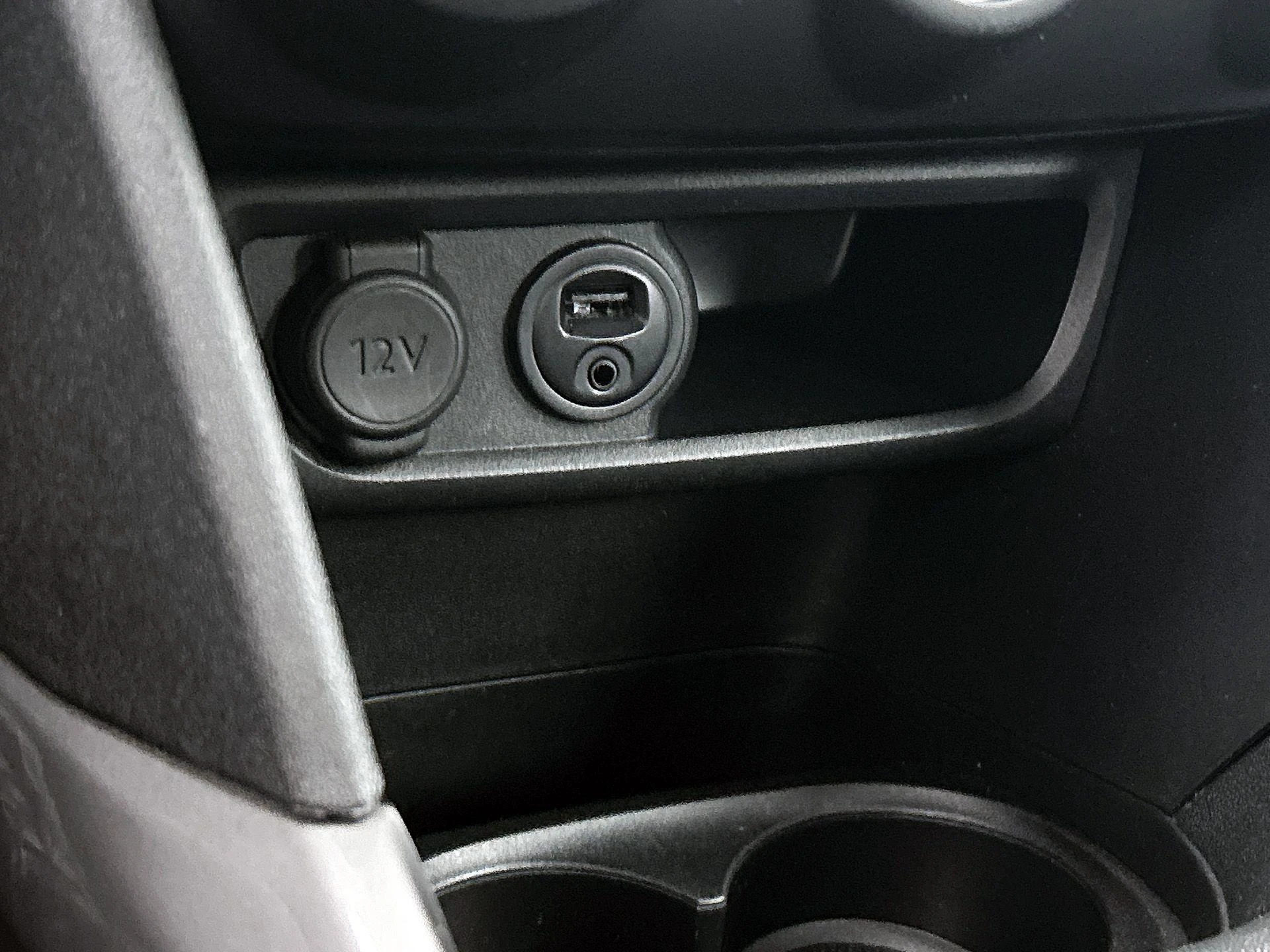 Peugeot-2008-image-30