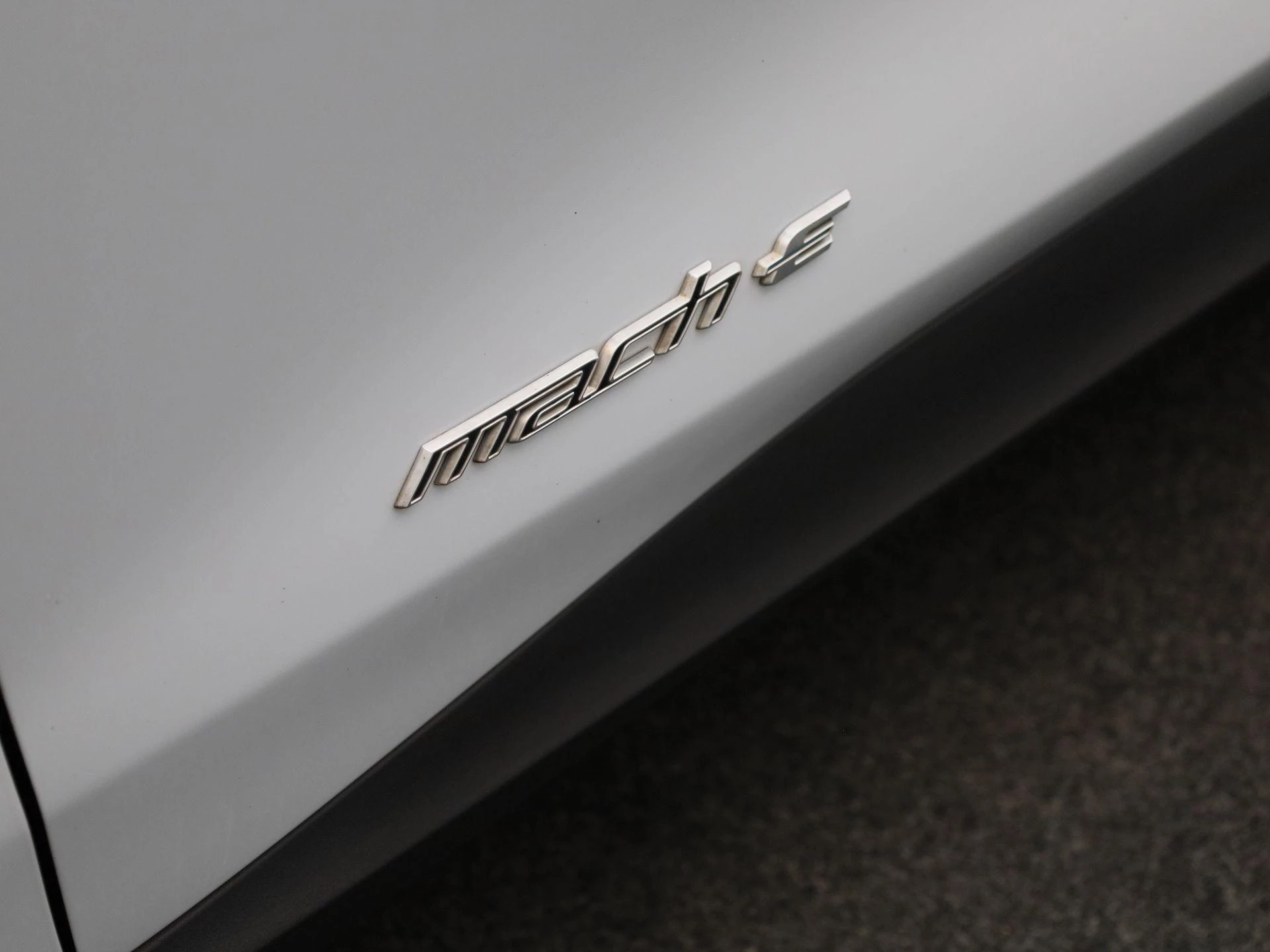 Ford Mustang Mach-E RWD 75 kWh