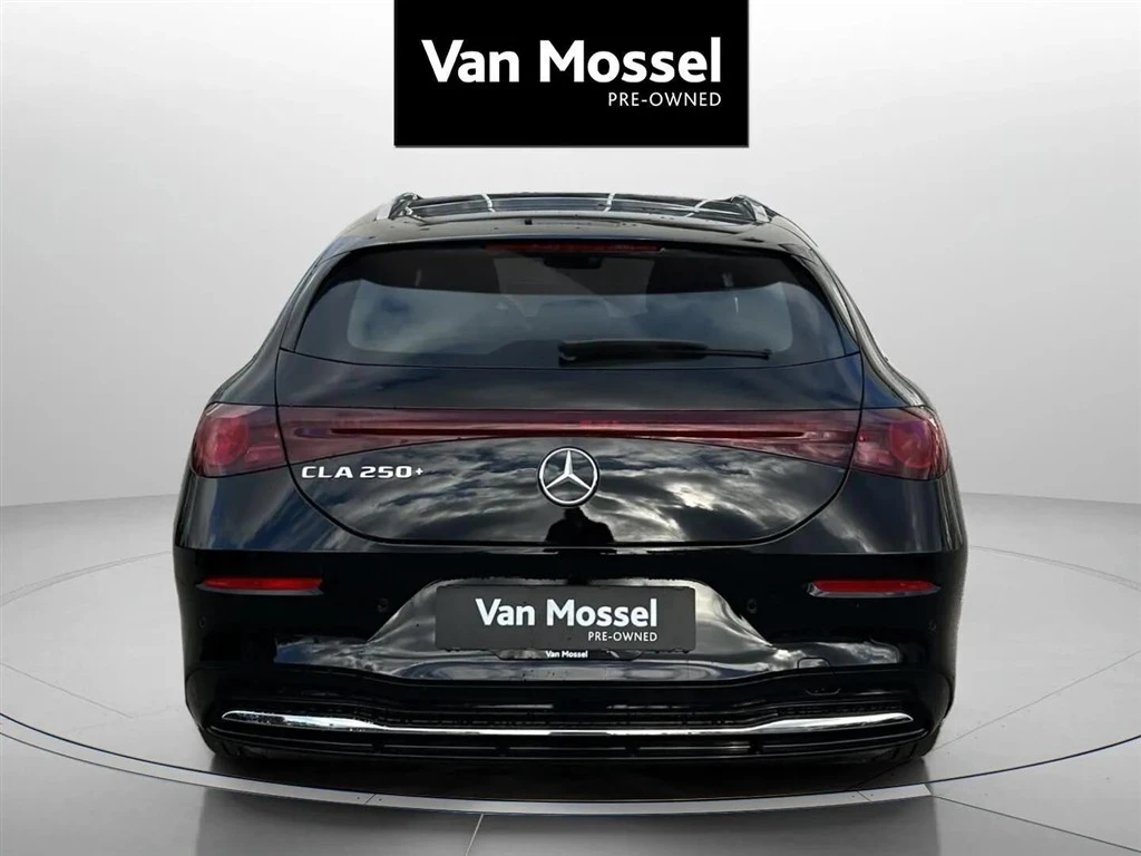 Mercedes-Benz-CLA-image-5