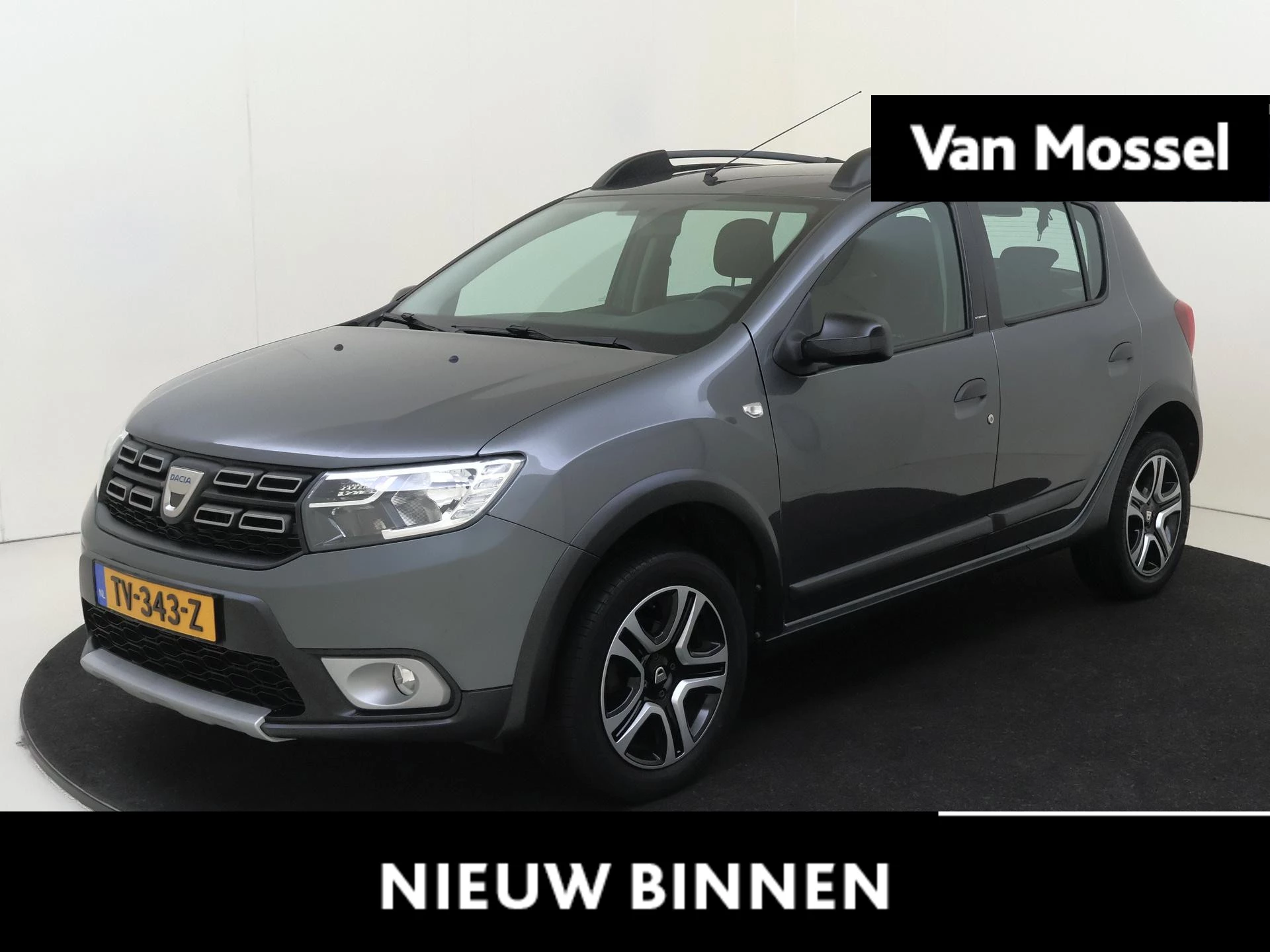 Dacia-Sandero Stepway-image-0