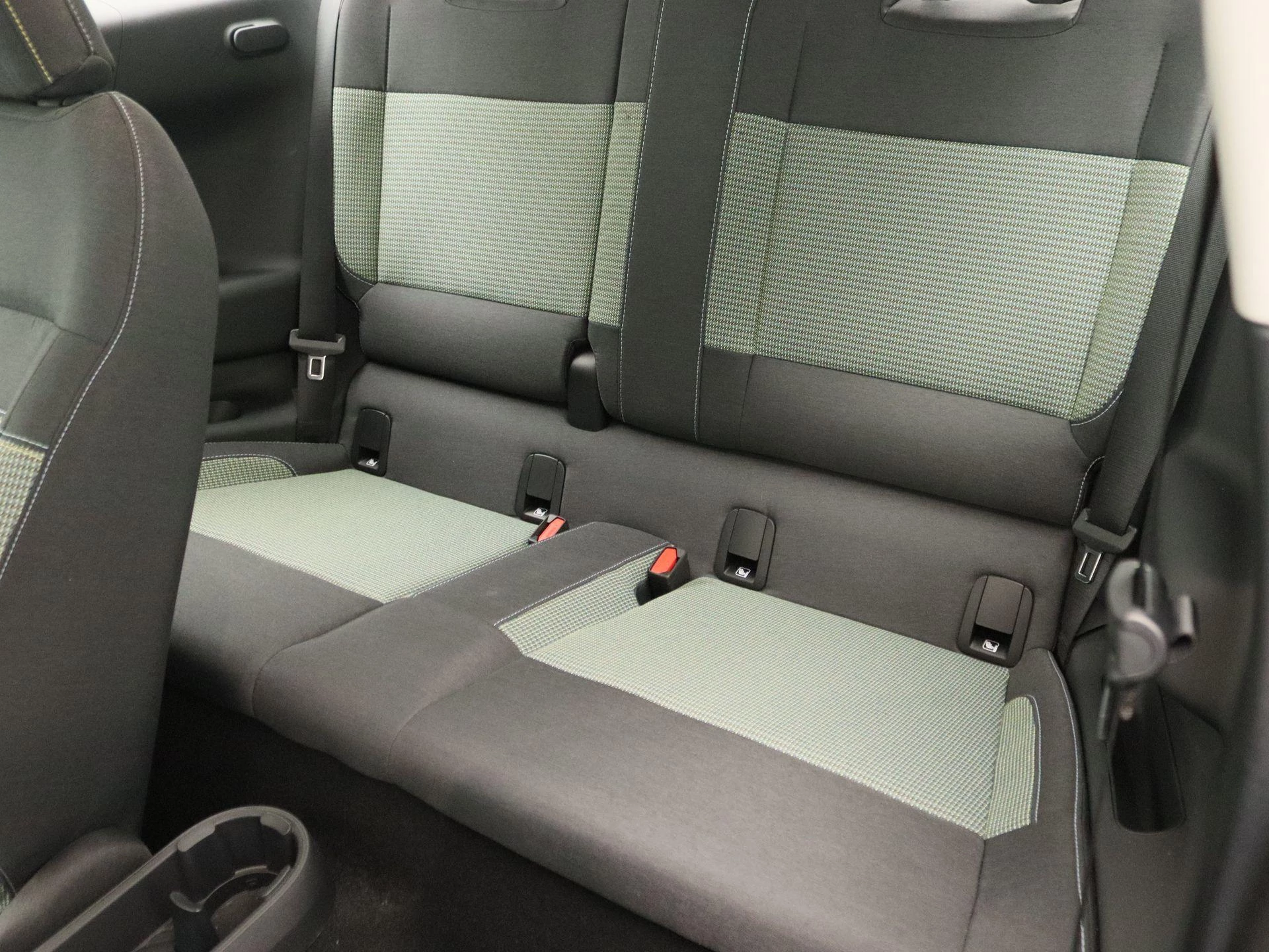 MINI 3-deurs Mini Cooper E Essential 40.7 kWh