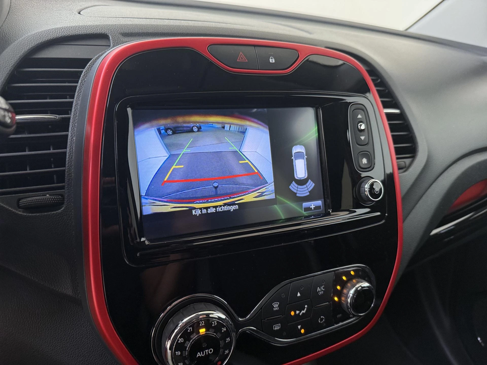 Renault-Captur-image-19