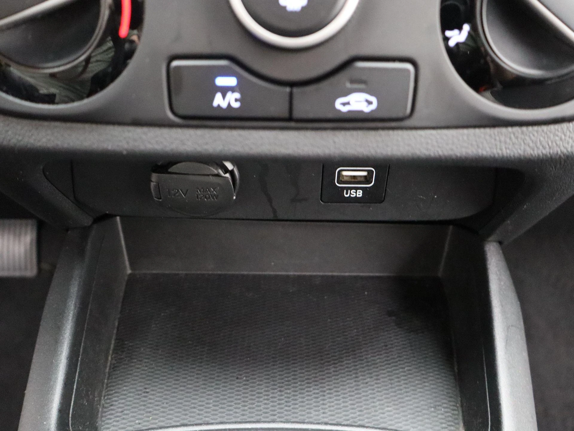 Hyundai-i10-image-18