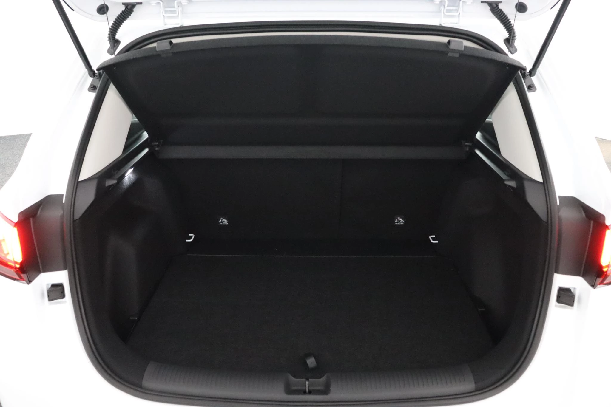 MG-ZS-image-18