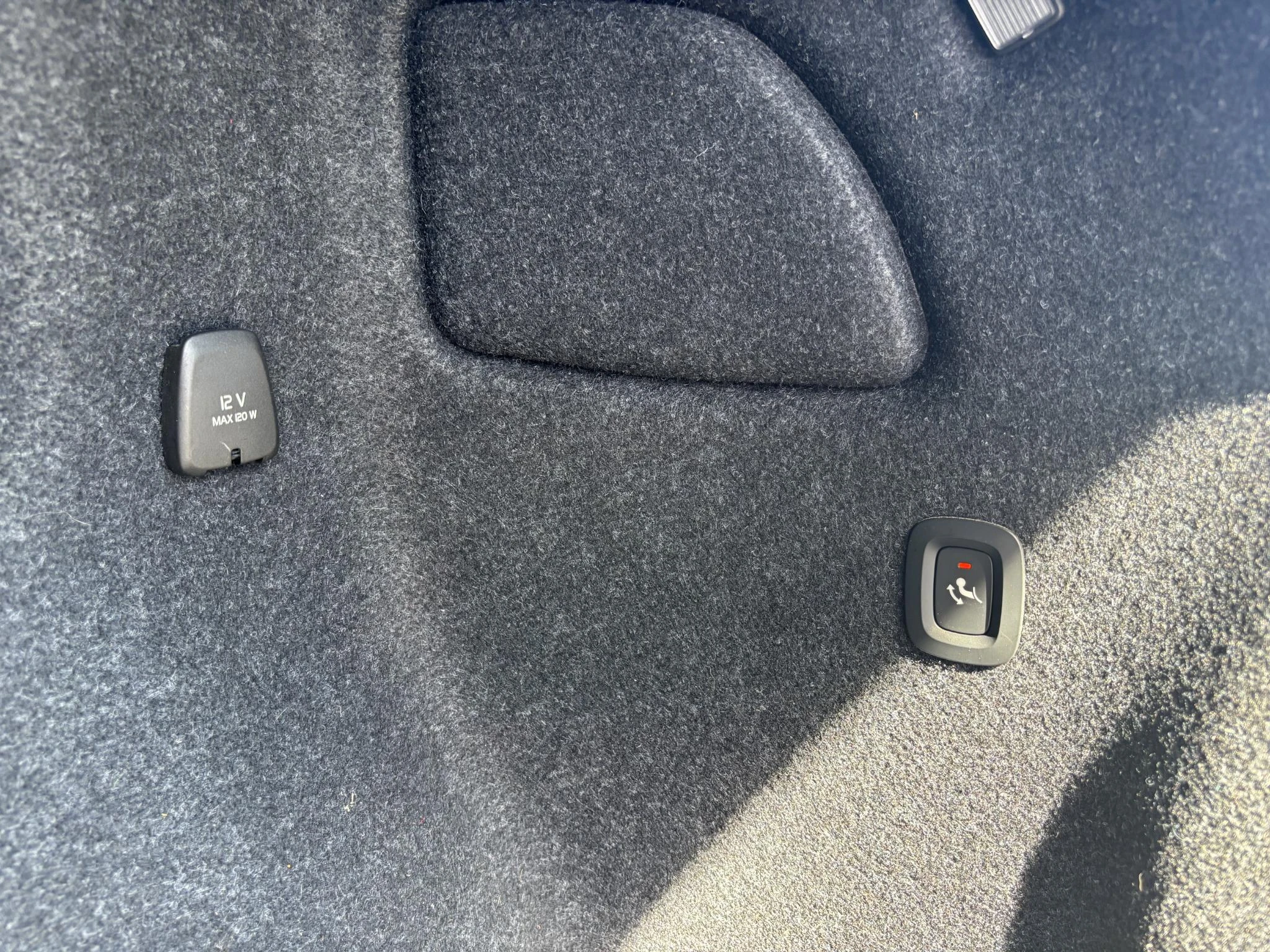 Volvo-XC40-image-24