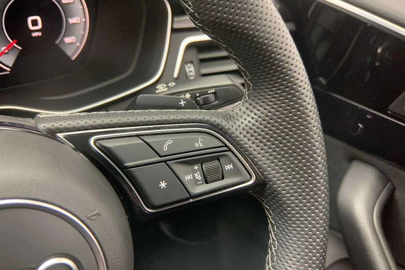 Audi-A4-image-26