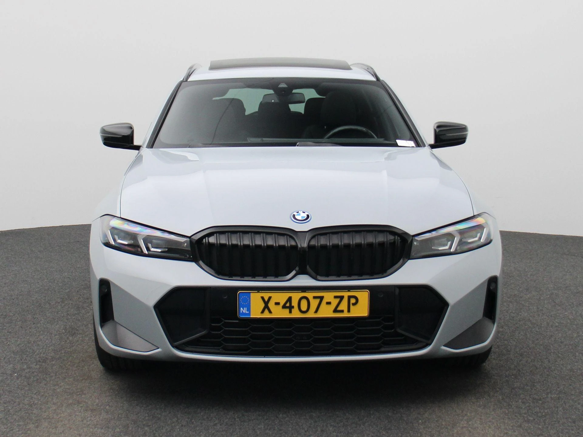 BMW-3 Serie-image-2