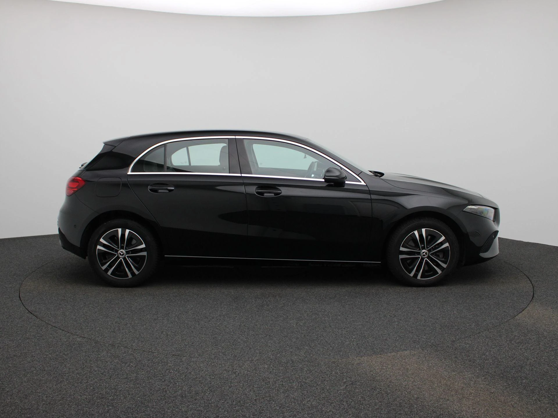 Mercedes-Benz-Classe A-image-5