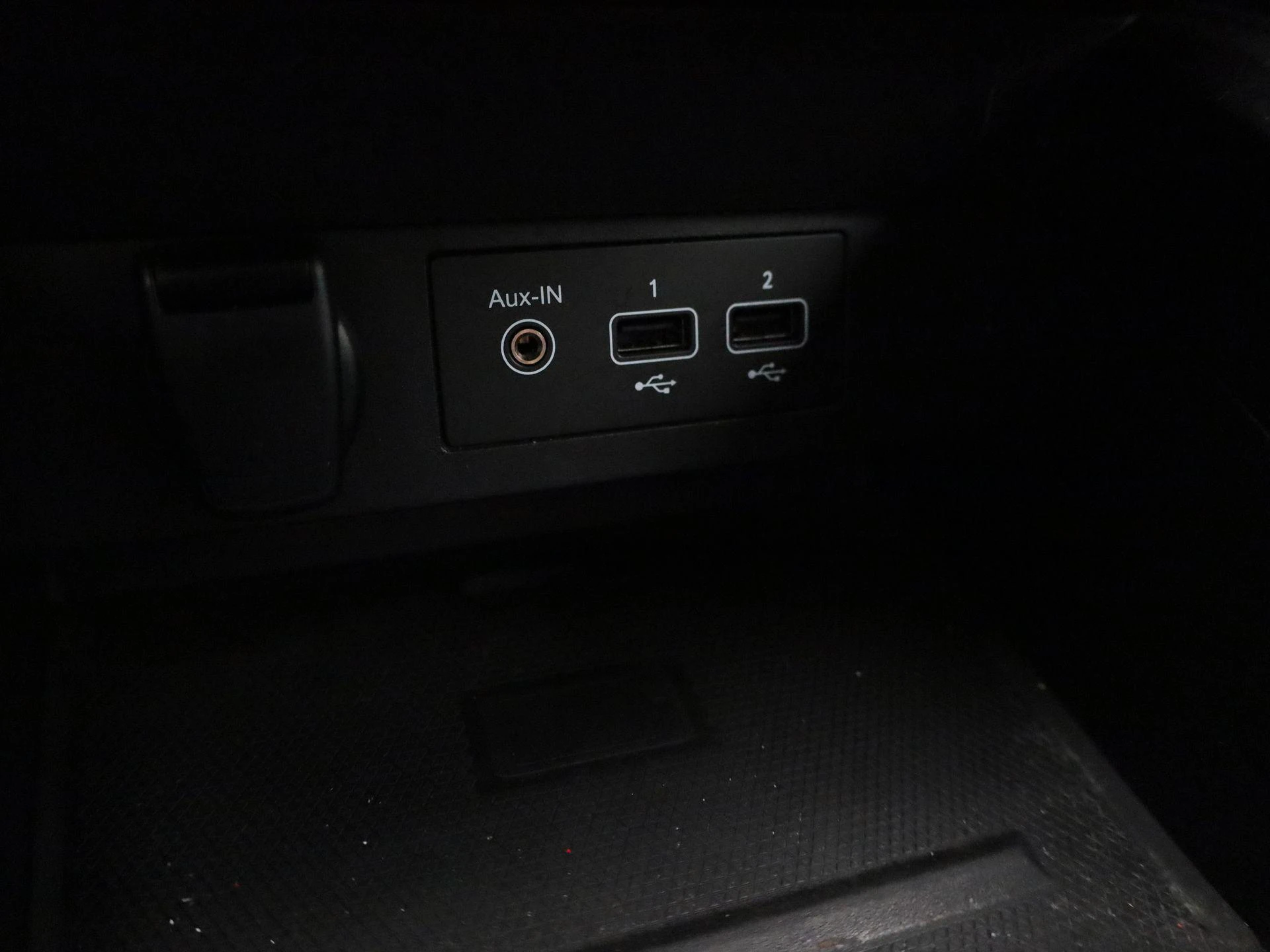 Renault-Clio-image-21