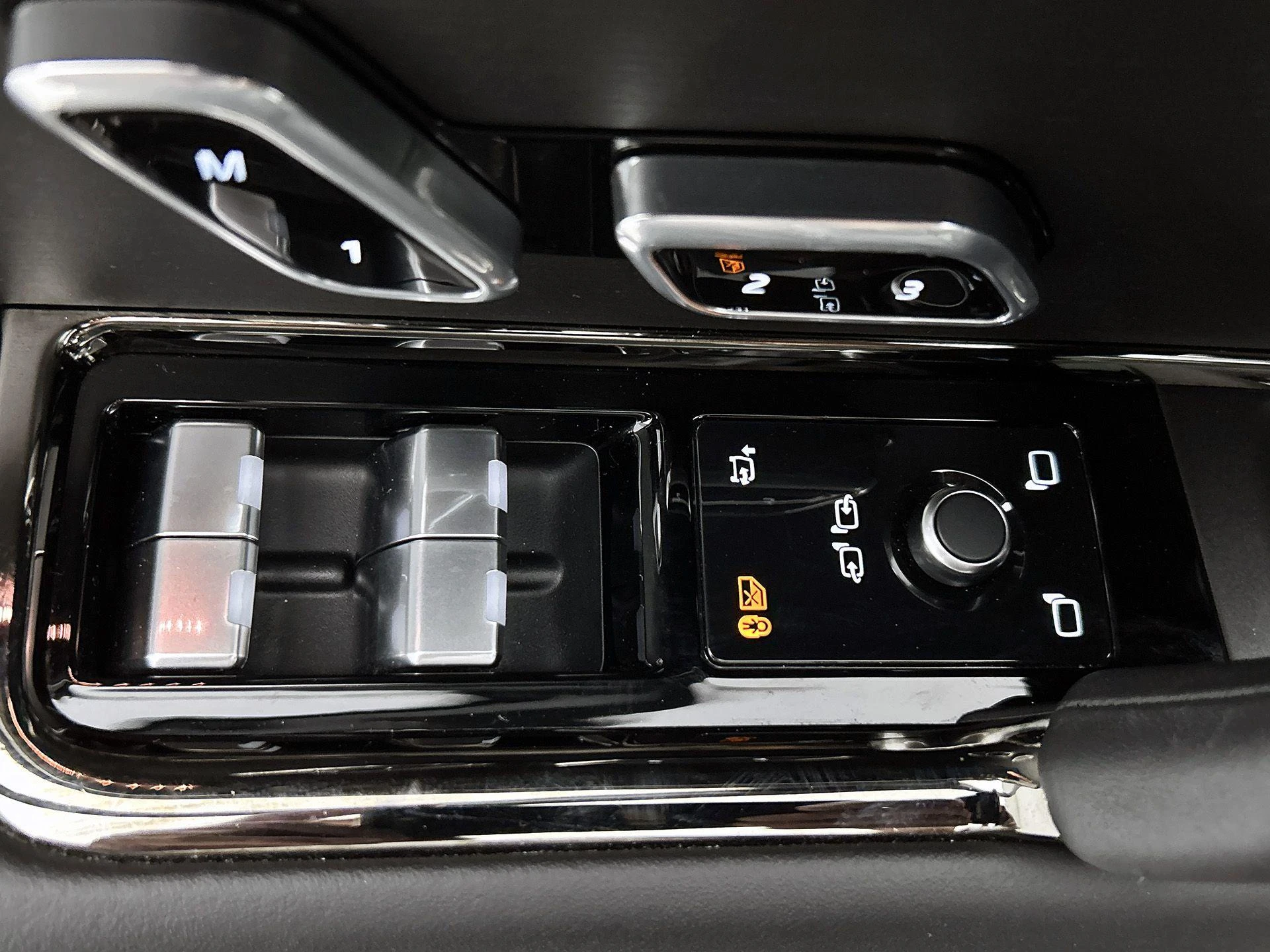 Land Rover-Range Rover Sport-image-35