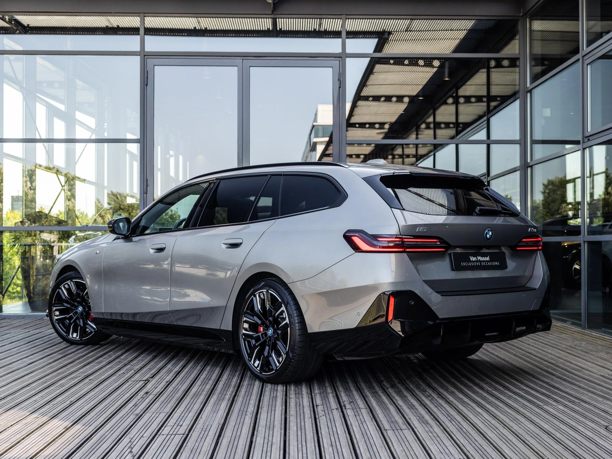 BMW i5 Touring M60 xDrive 84 kWh