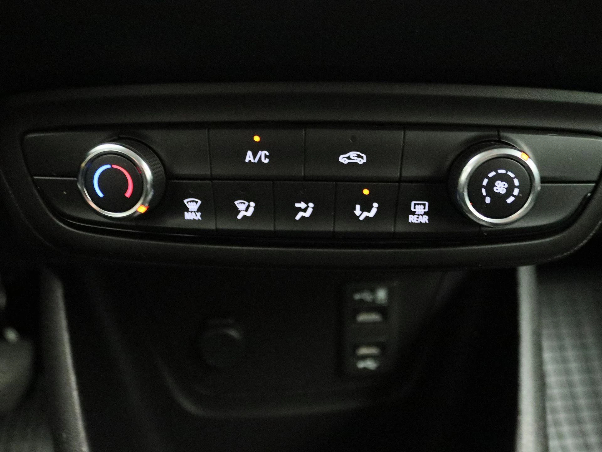 Opel-Crossland X-image-10
