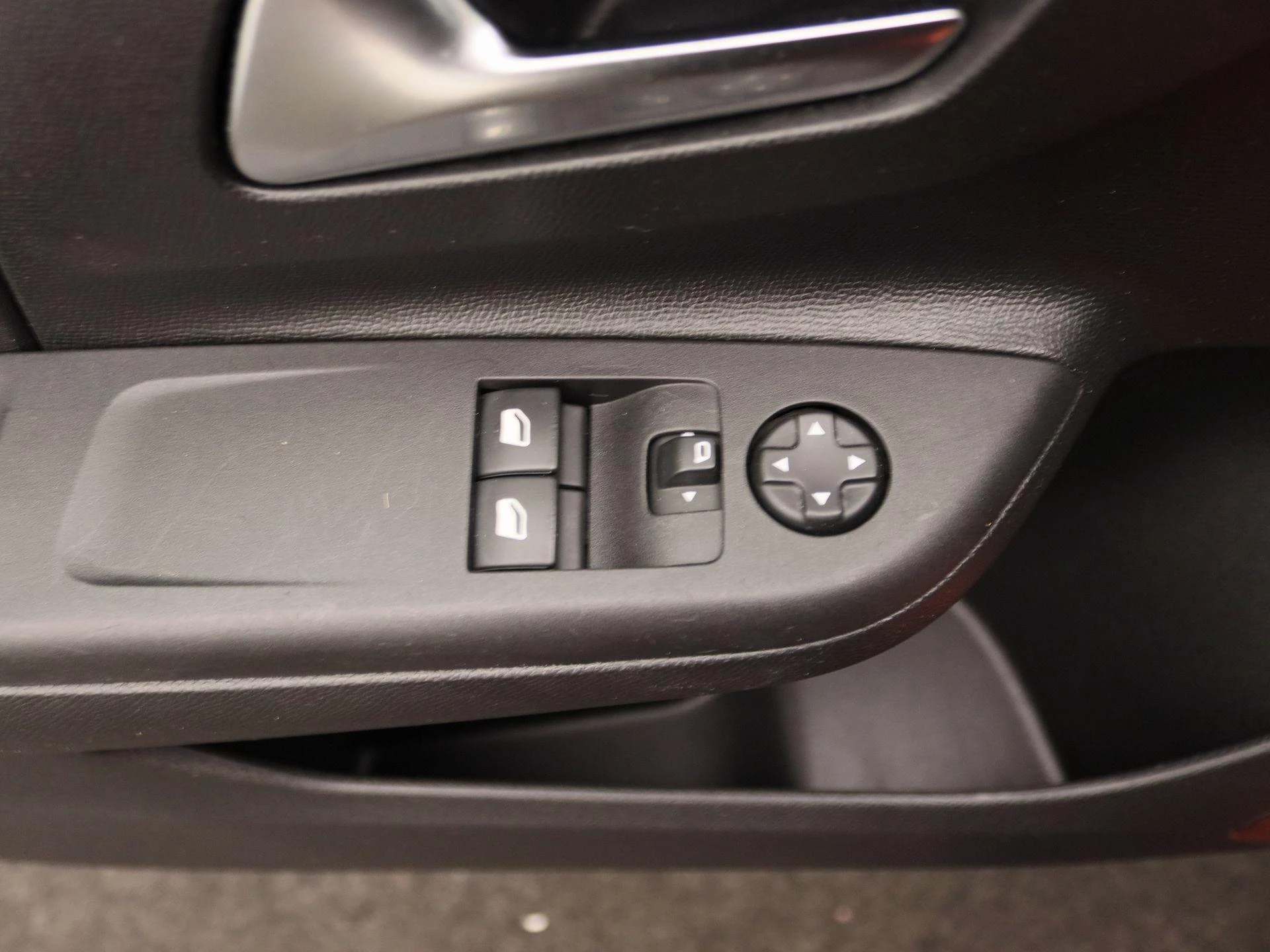 Opel-Corsa-image-20