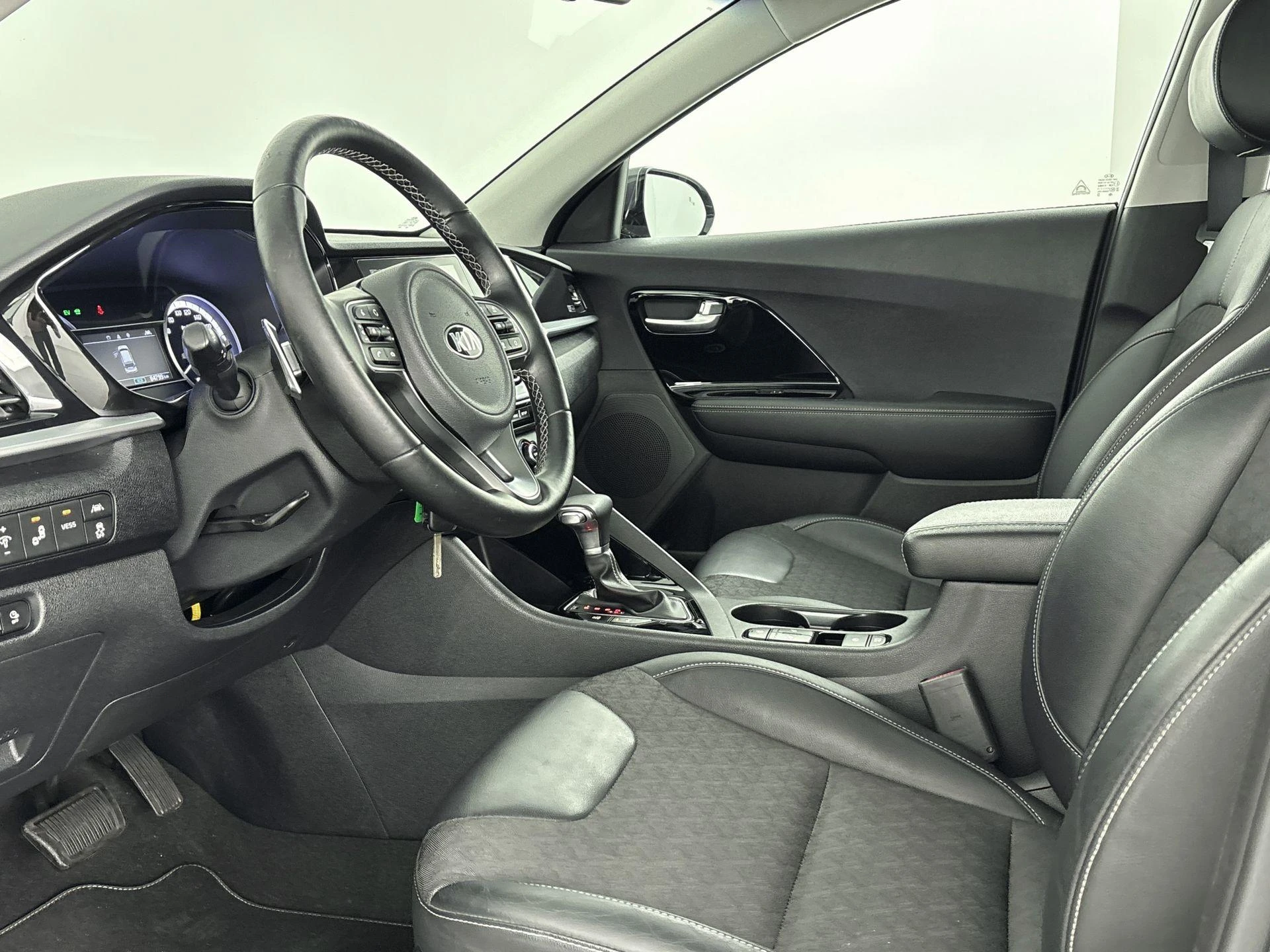 Kia-Niro-image-11
