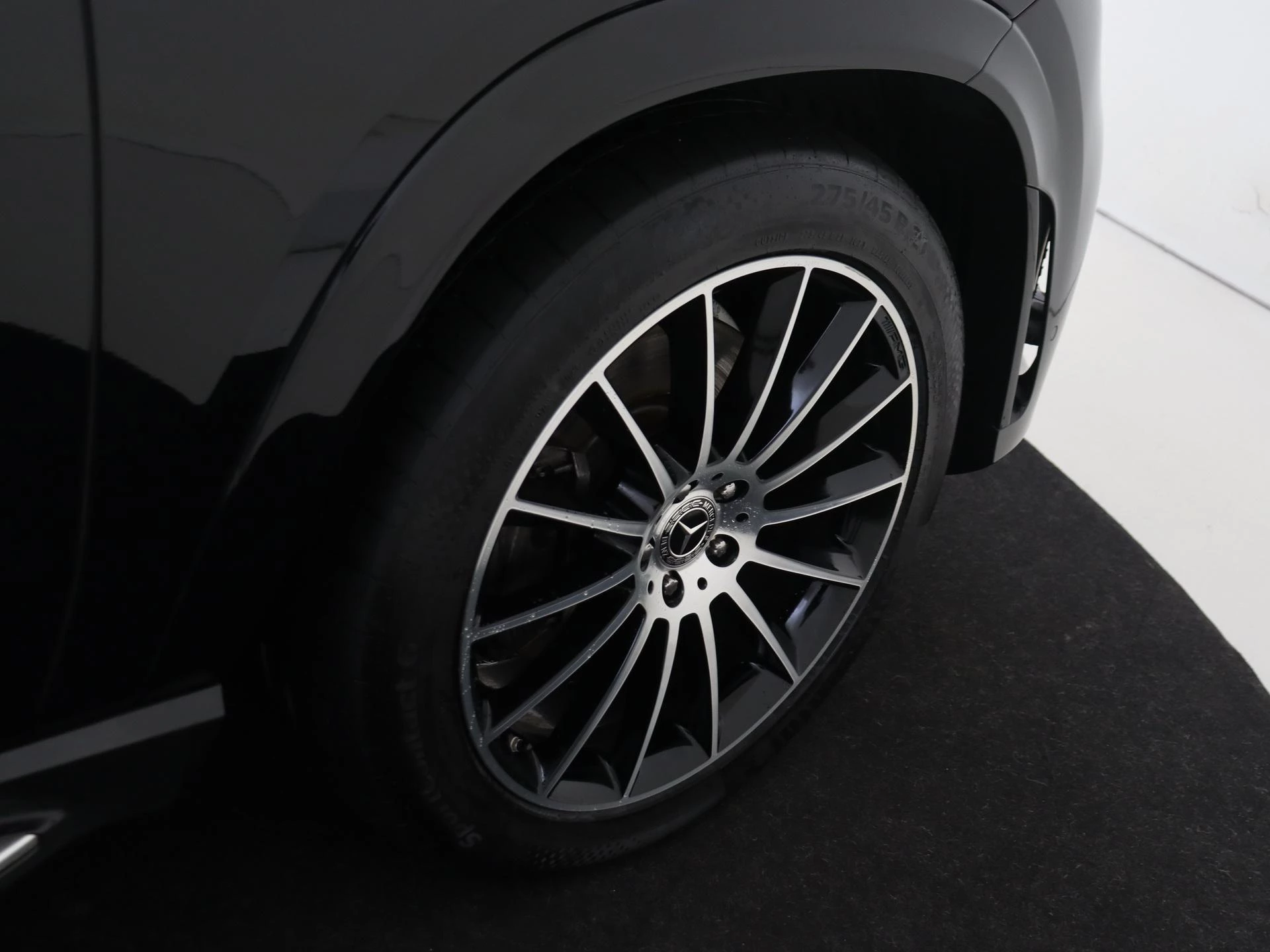 Mercedes-Benz-GLE-image-9