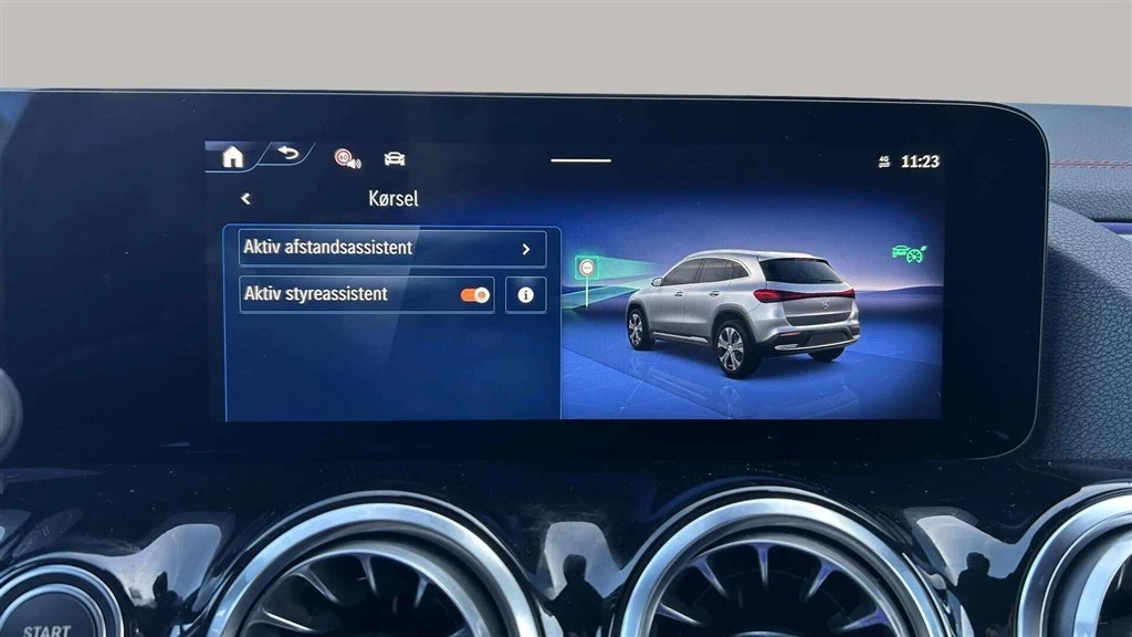 Mercedes-Benz-EQA-image-18