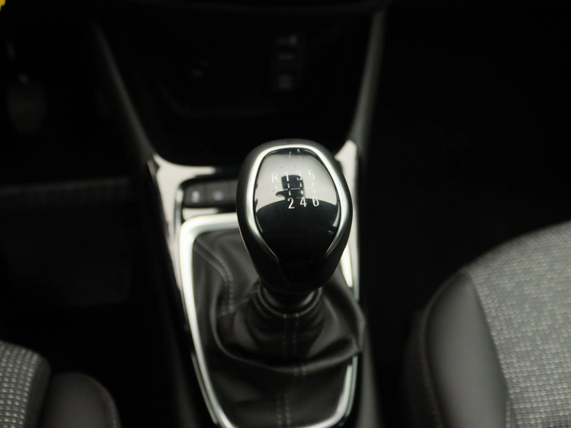 Opel-Crossland-image-10