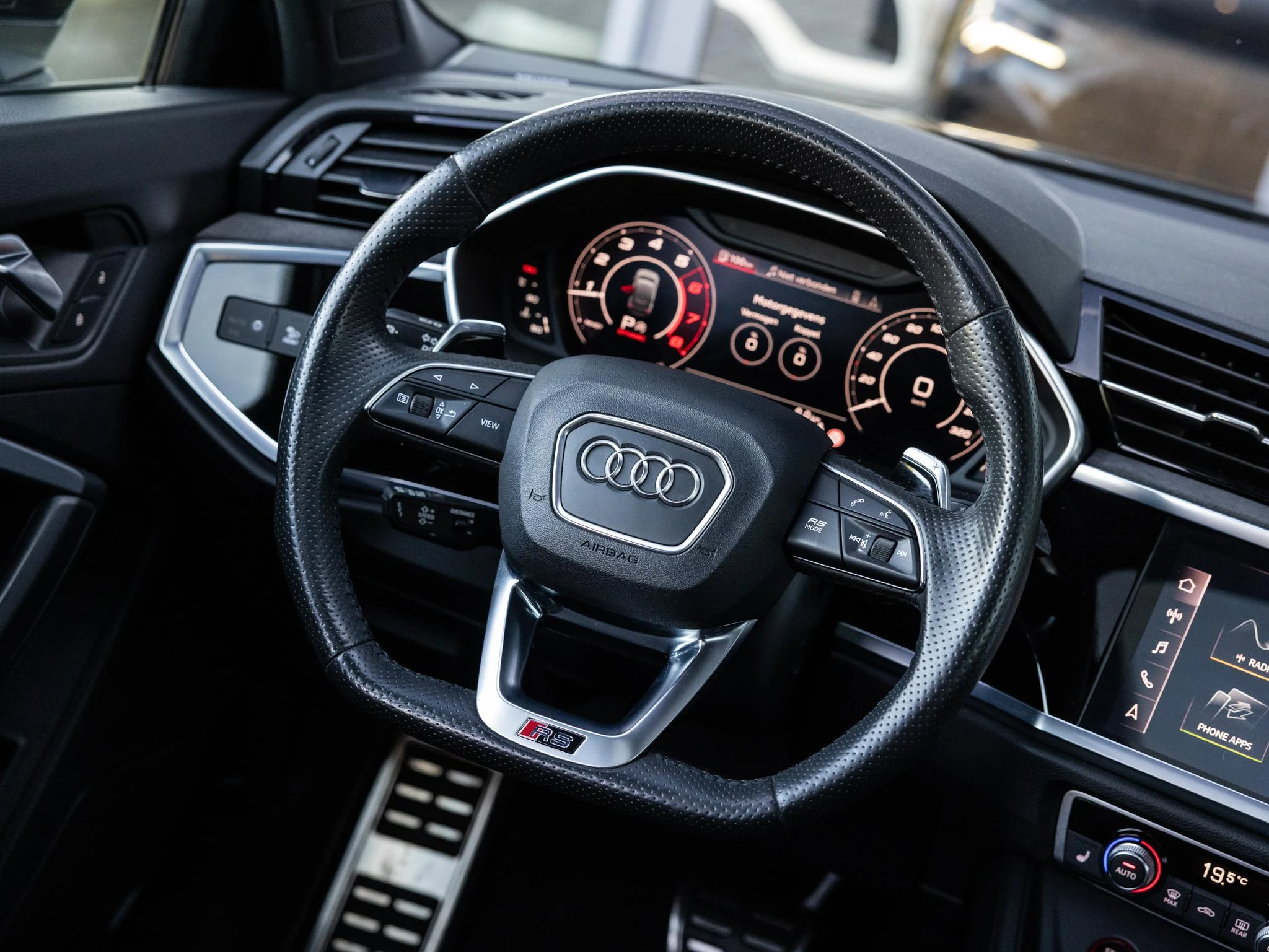 Audi-RSQ3-image-20