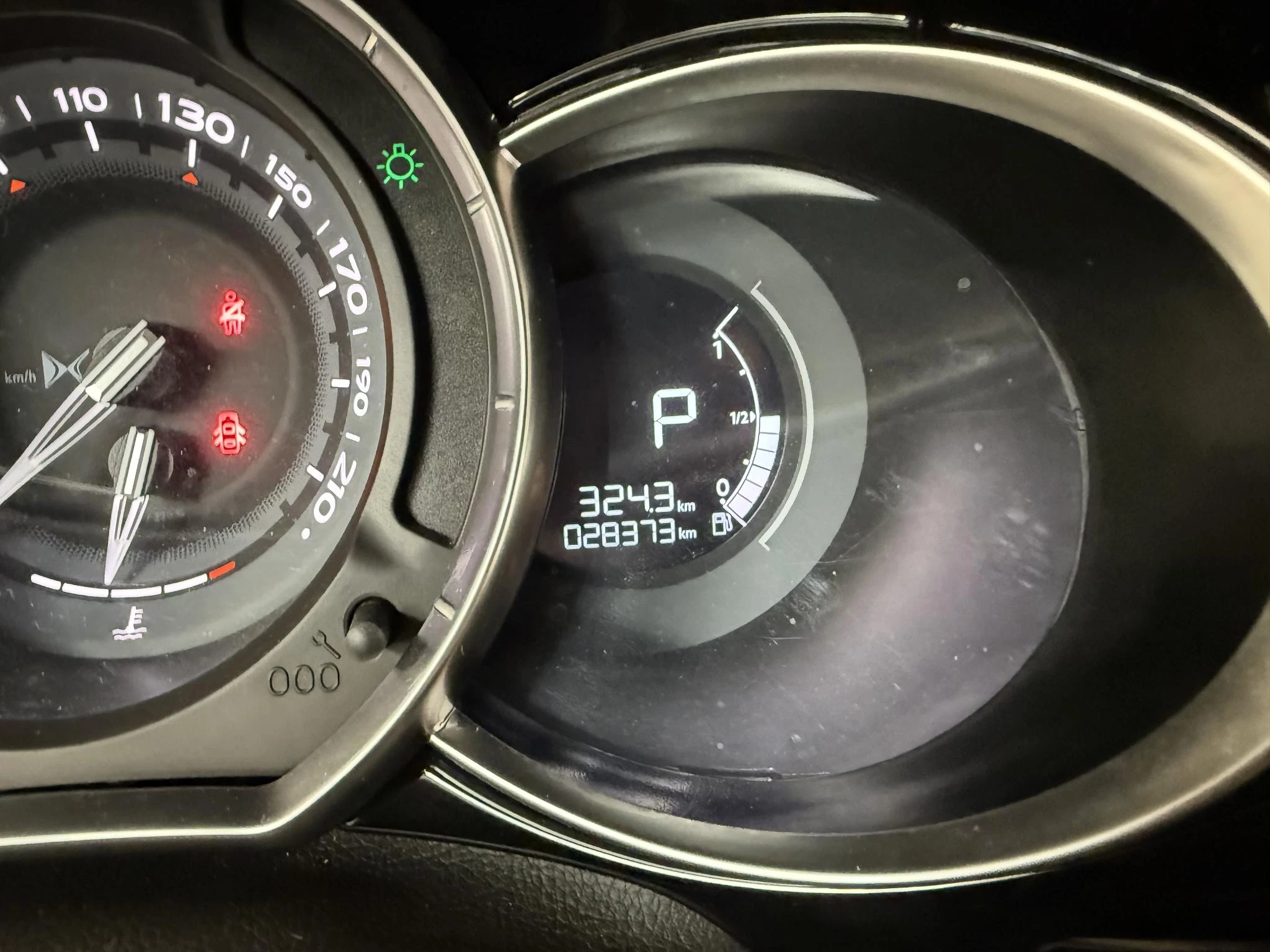 DS DS 3 1.2 PureTech 110 EAT Performance Line