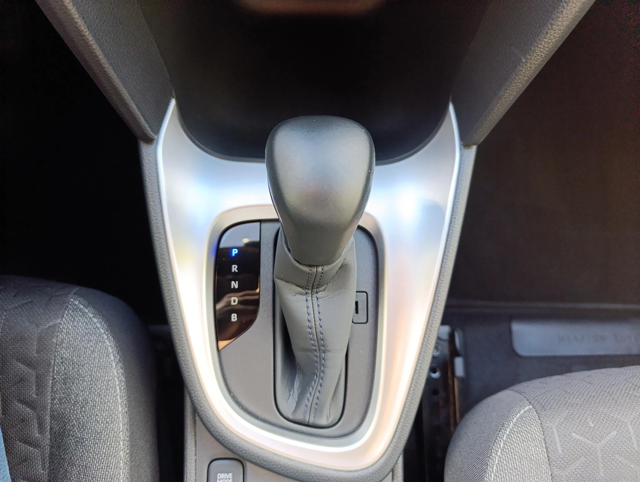Toyota-Yaris Cross-image-18