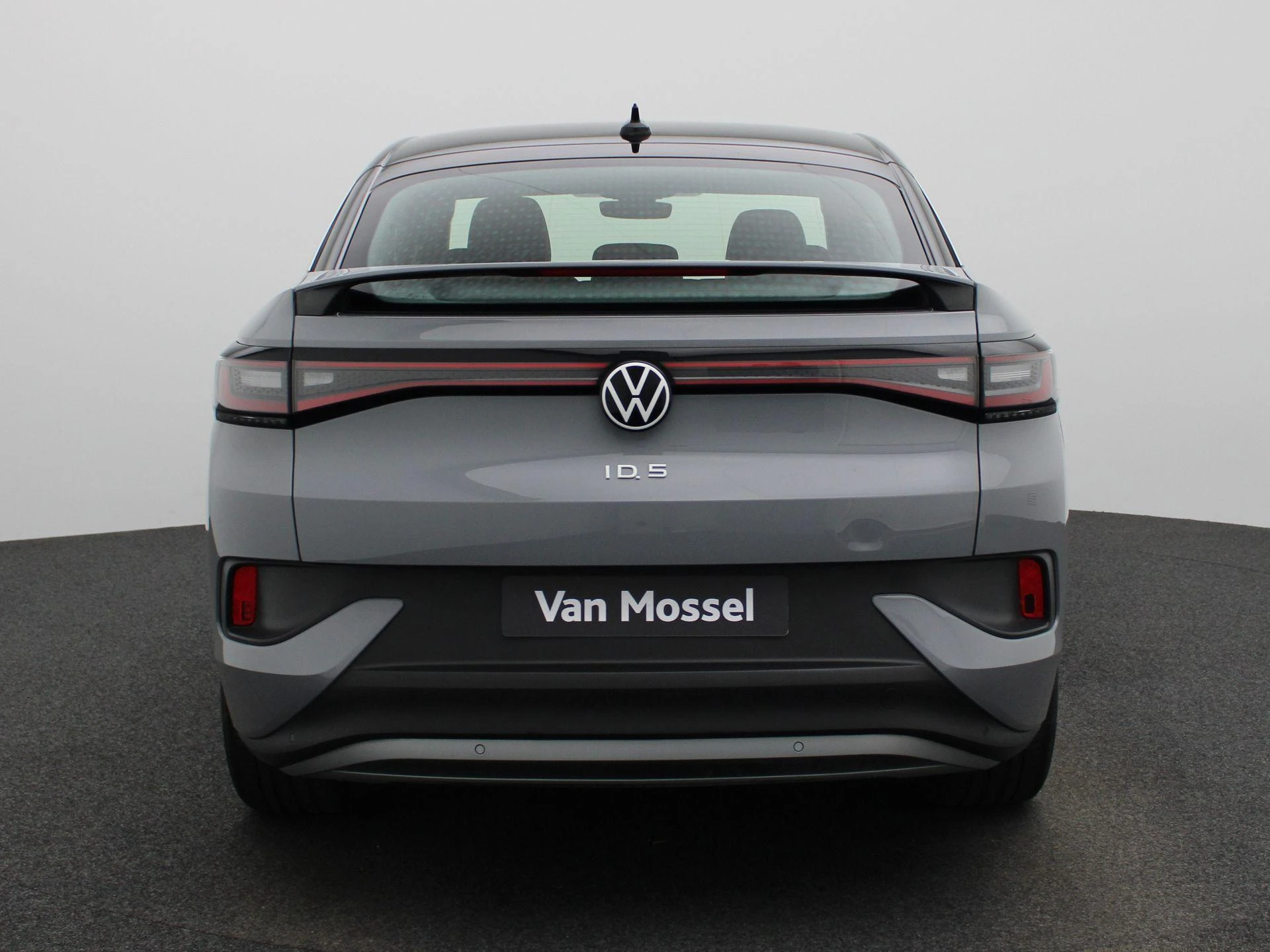 Volkswagen-ID.5-image-4