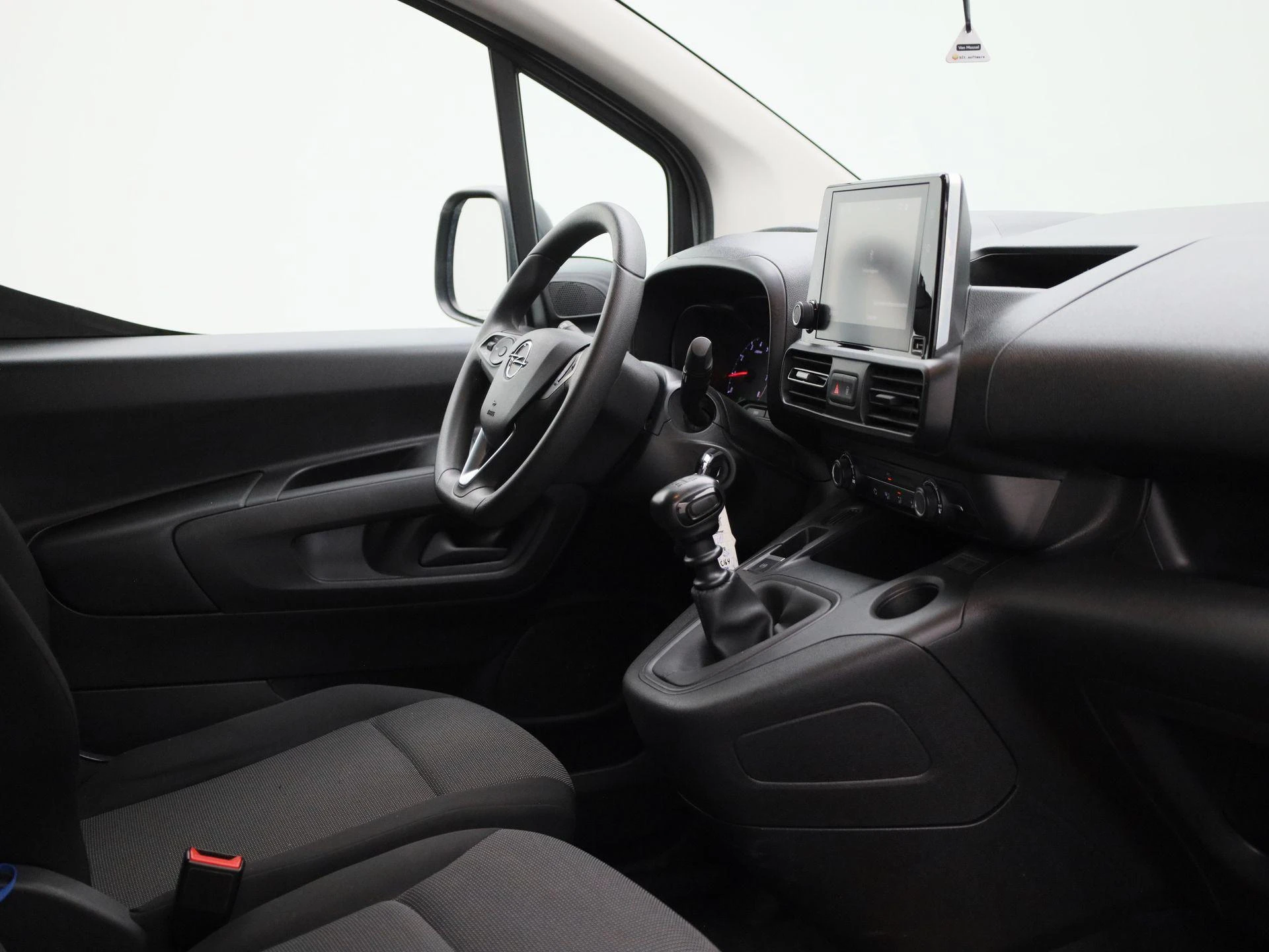 Opel-Combo-image-35