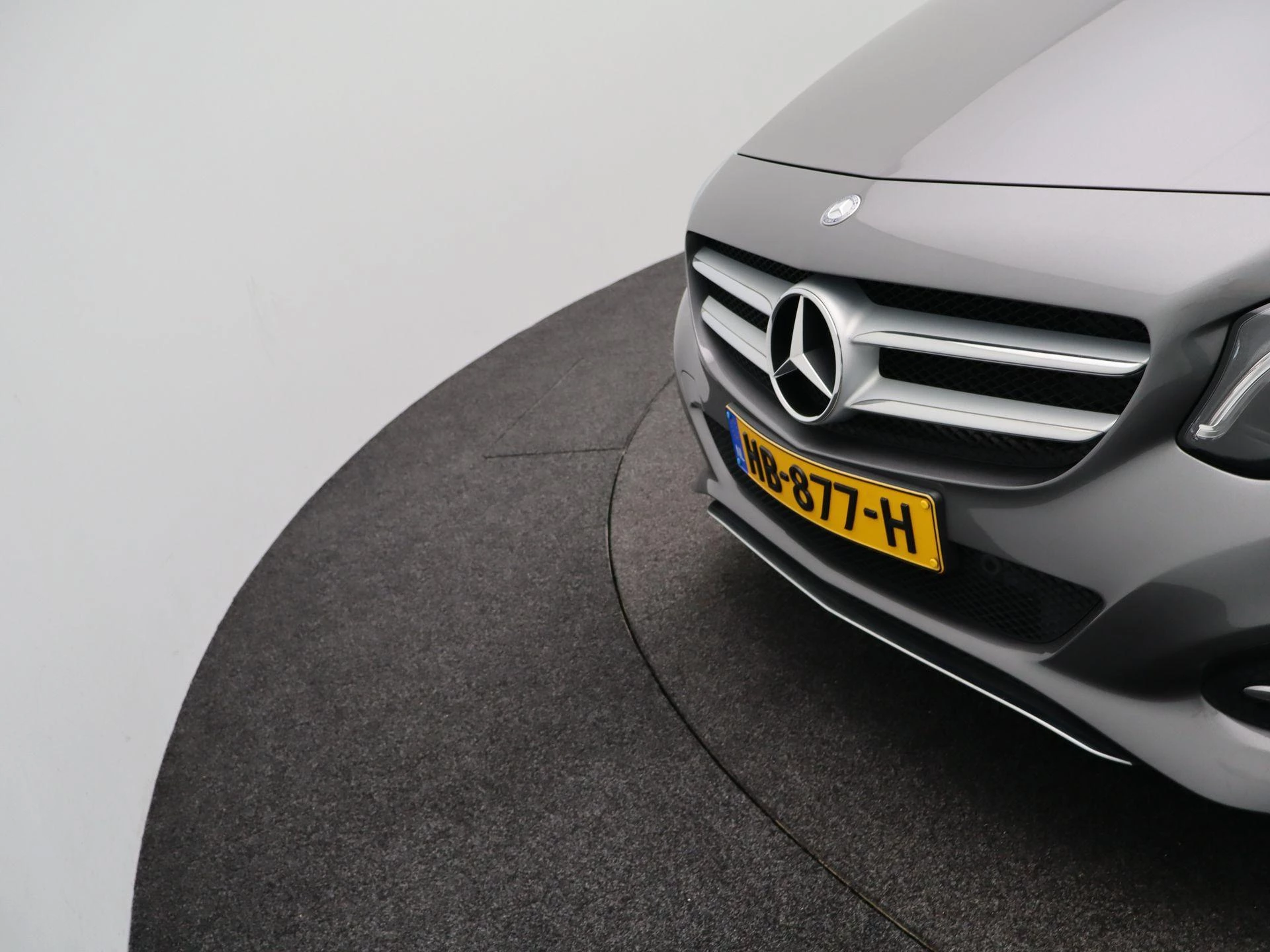 Mercedes-Benz-B-Klasse-image-33