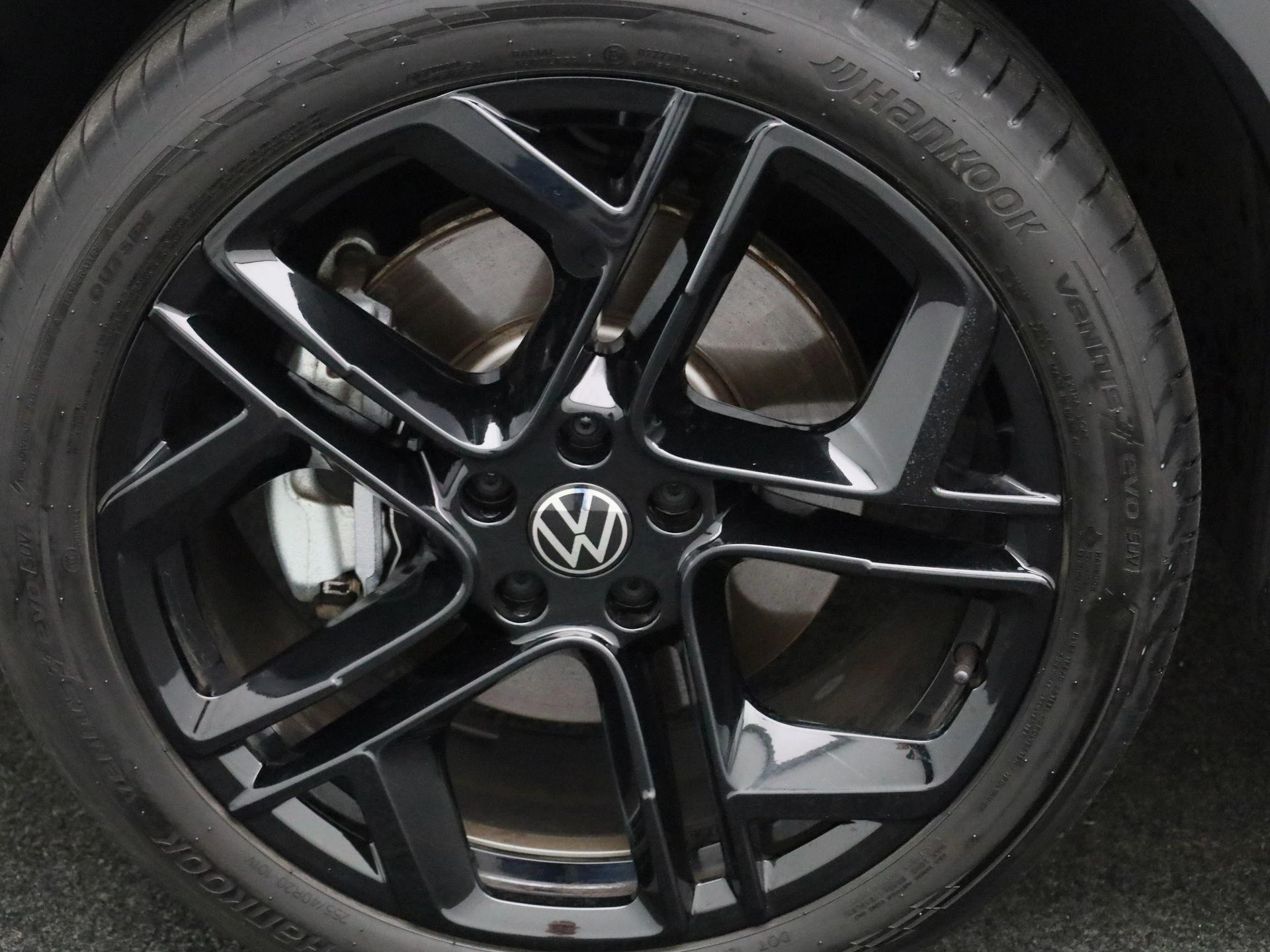 Volkswagen Tiguan 1.5 eHybrid R-Line Edition 204 PK|