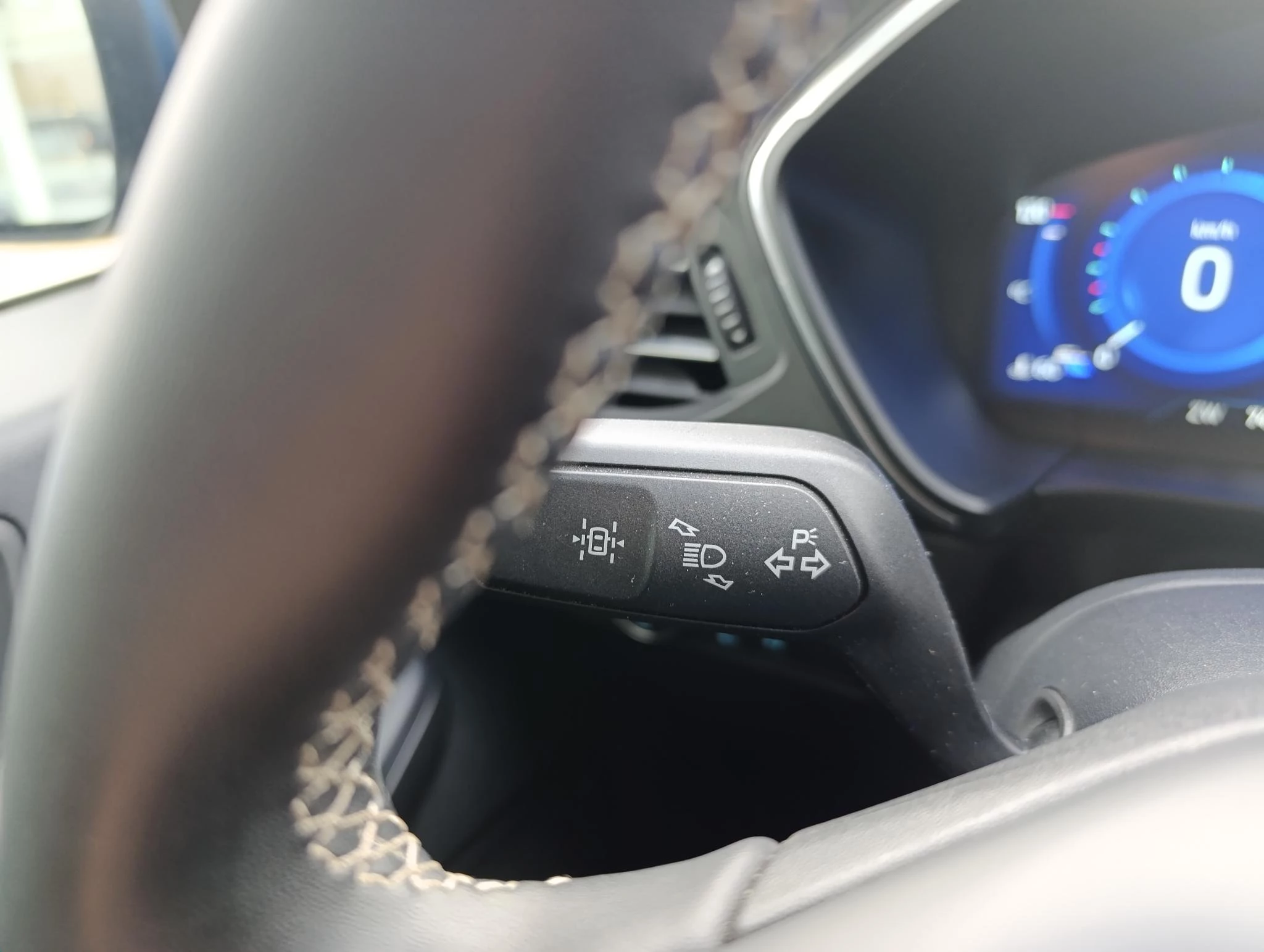 Ford-Kuga-image-19