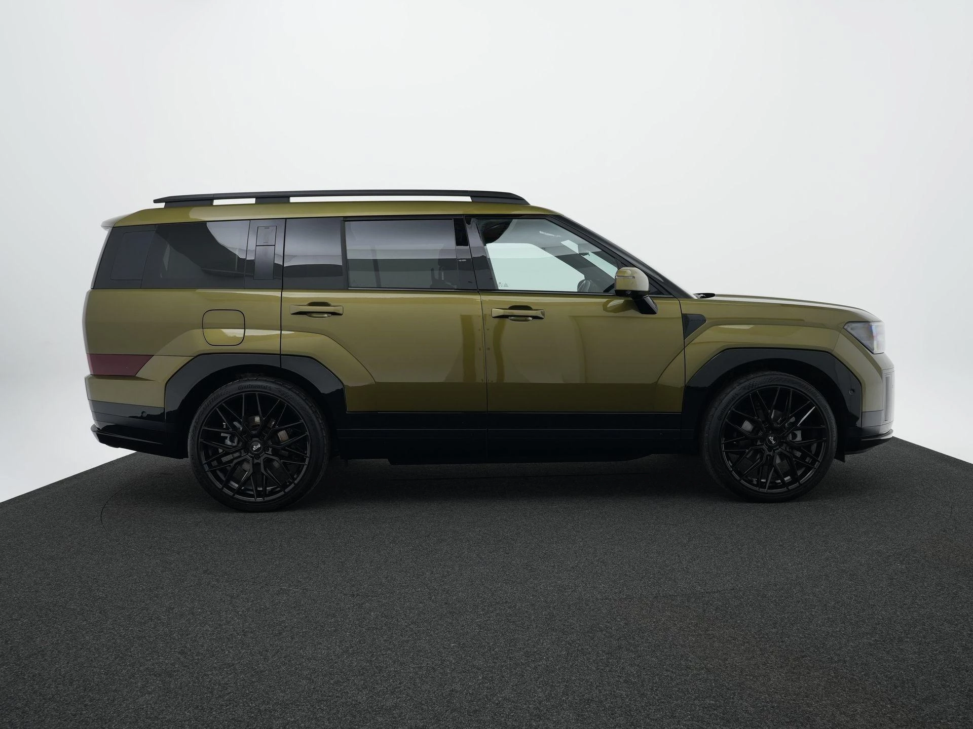 Hyundai-Santa Fe-image-5