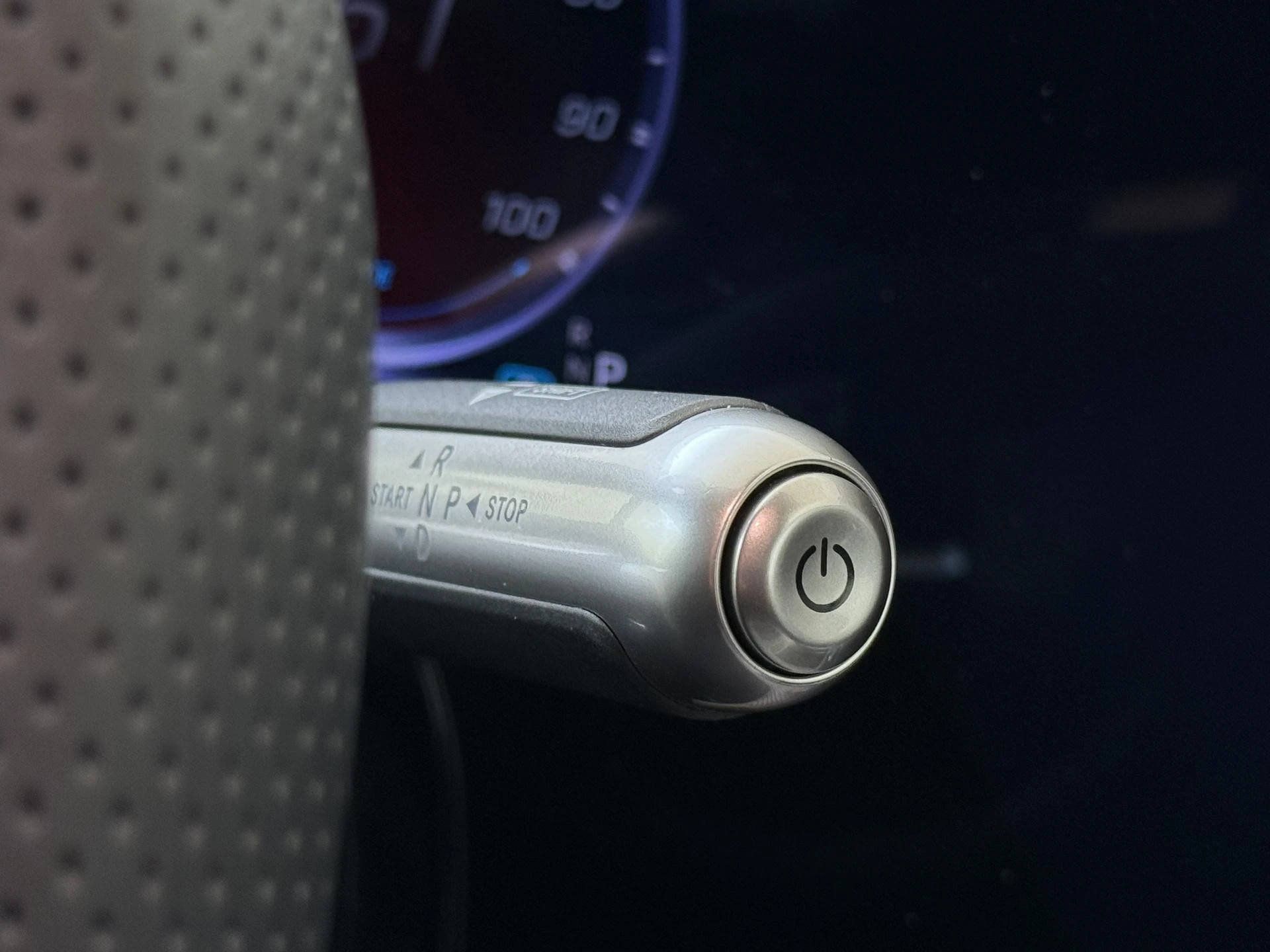 Mercedes-Benz-C-Klasse-image-20