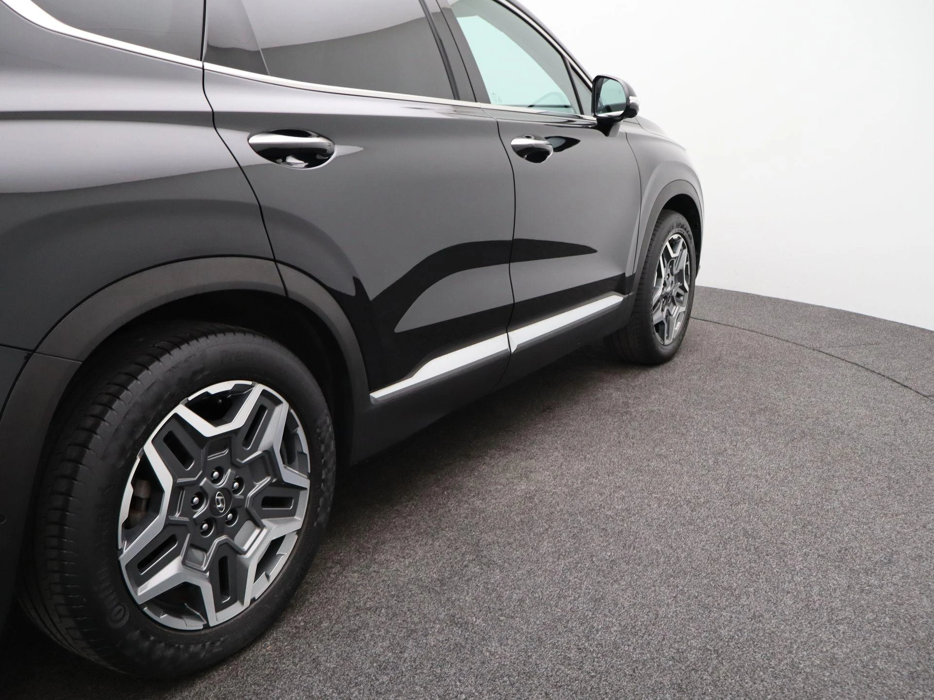 Hyundai-Santa Fe-image-46