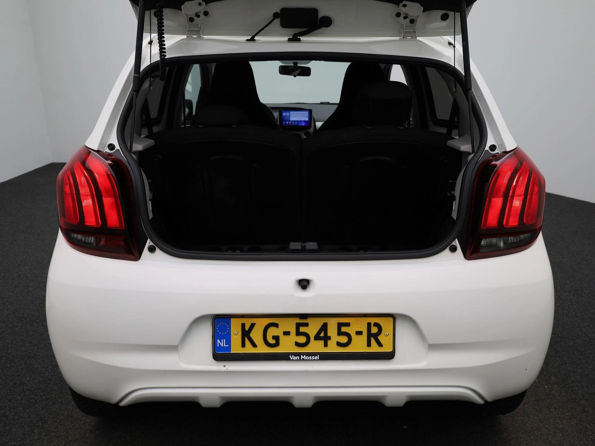 Peugeot-108-image-9