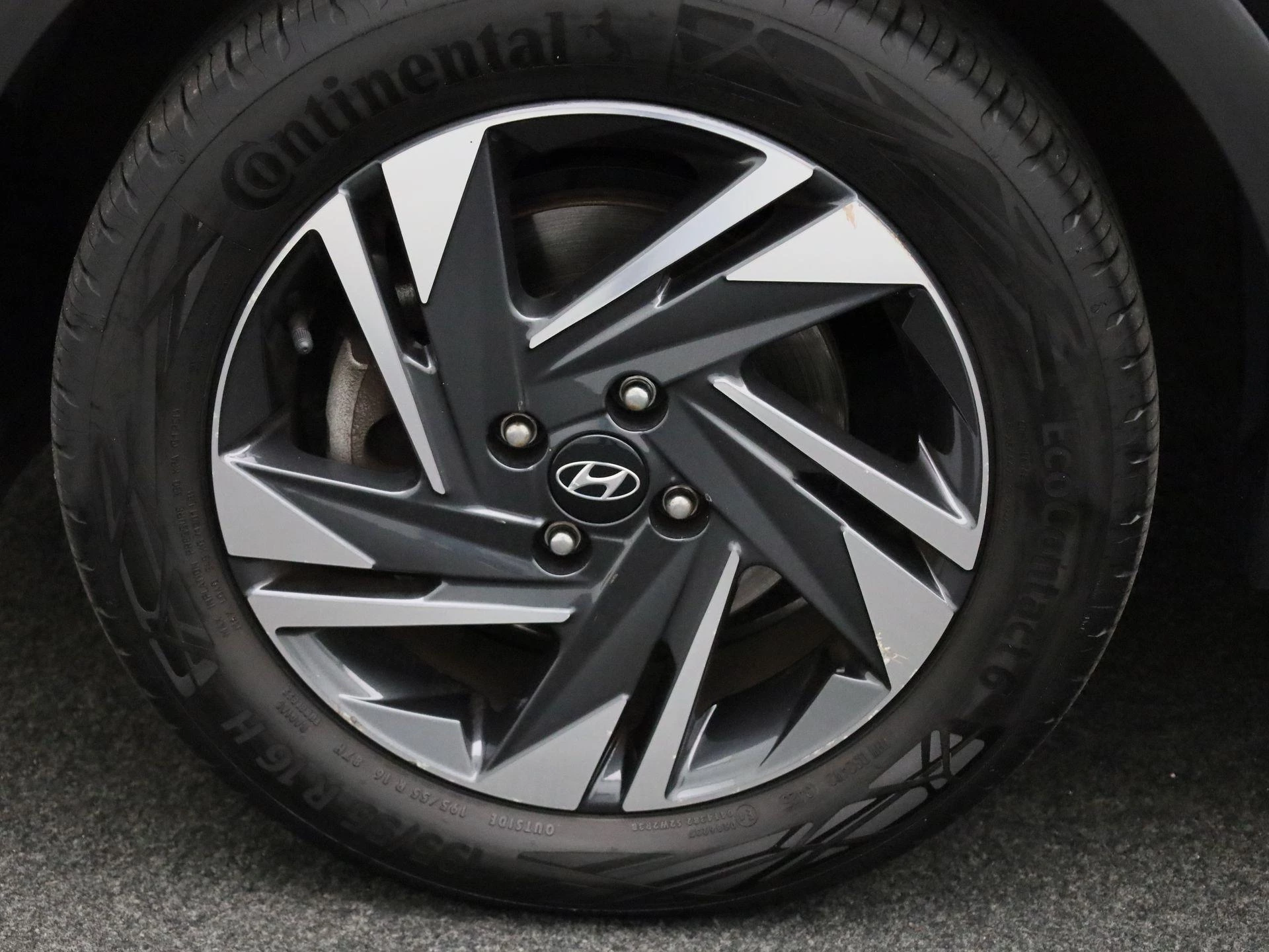 Hyundai-Bayon-image-11