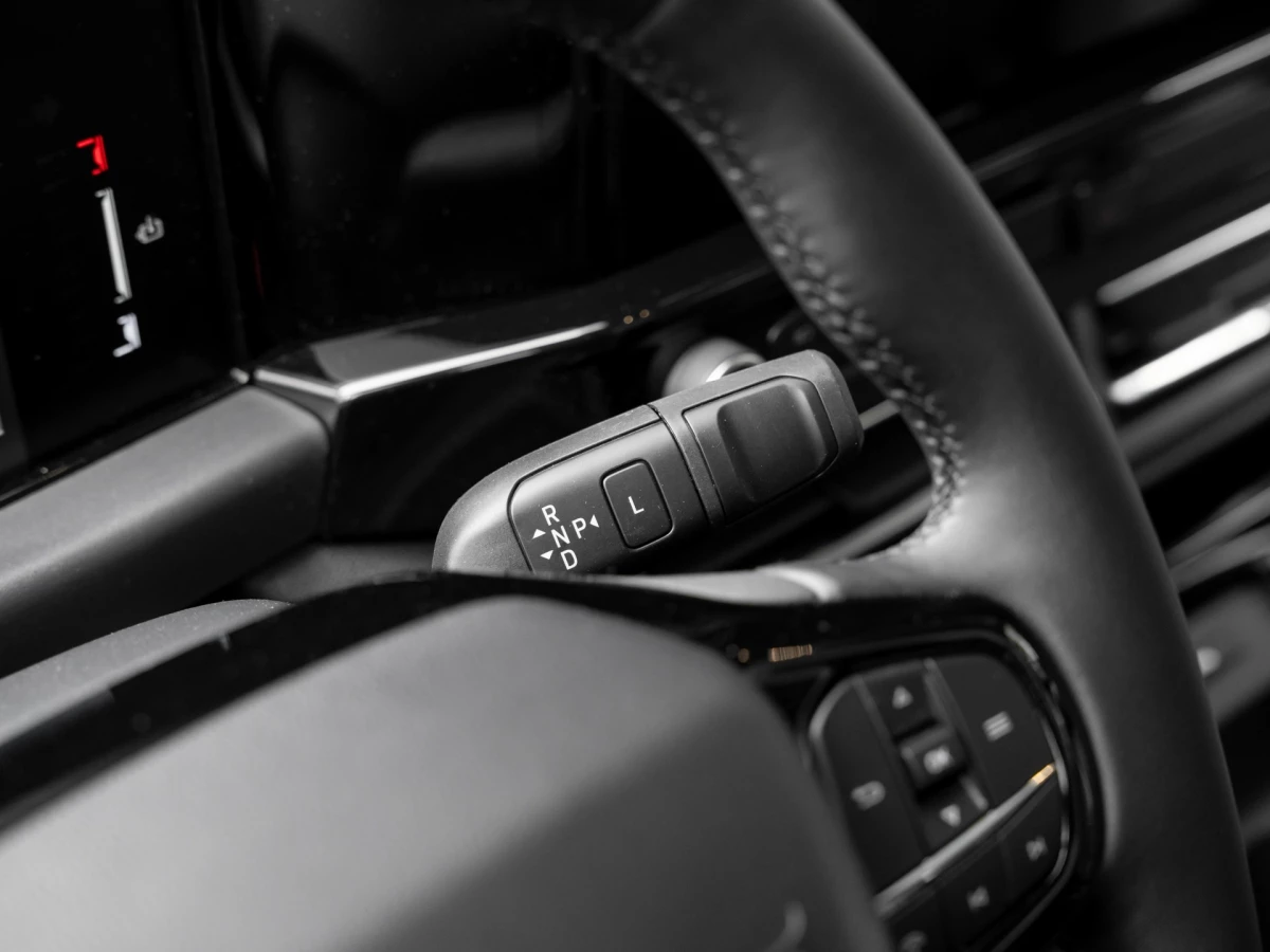 Ford-Tourneo Custom-image-16