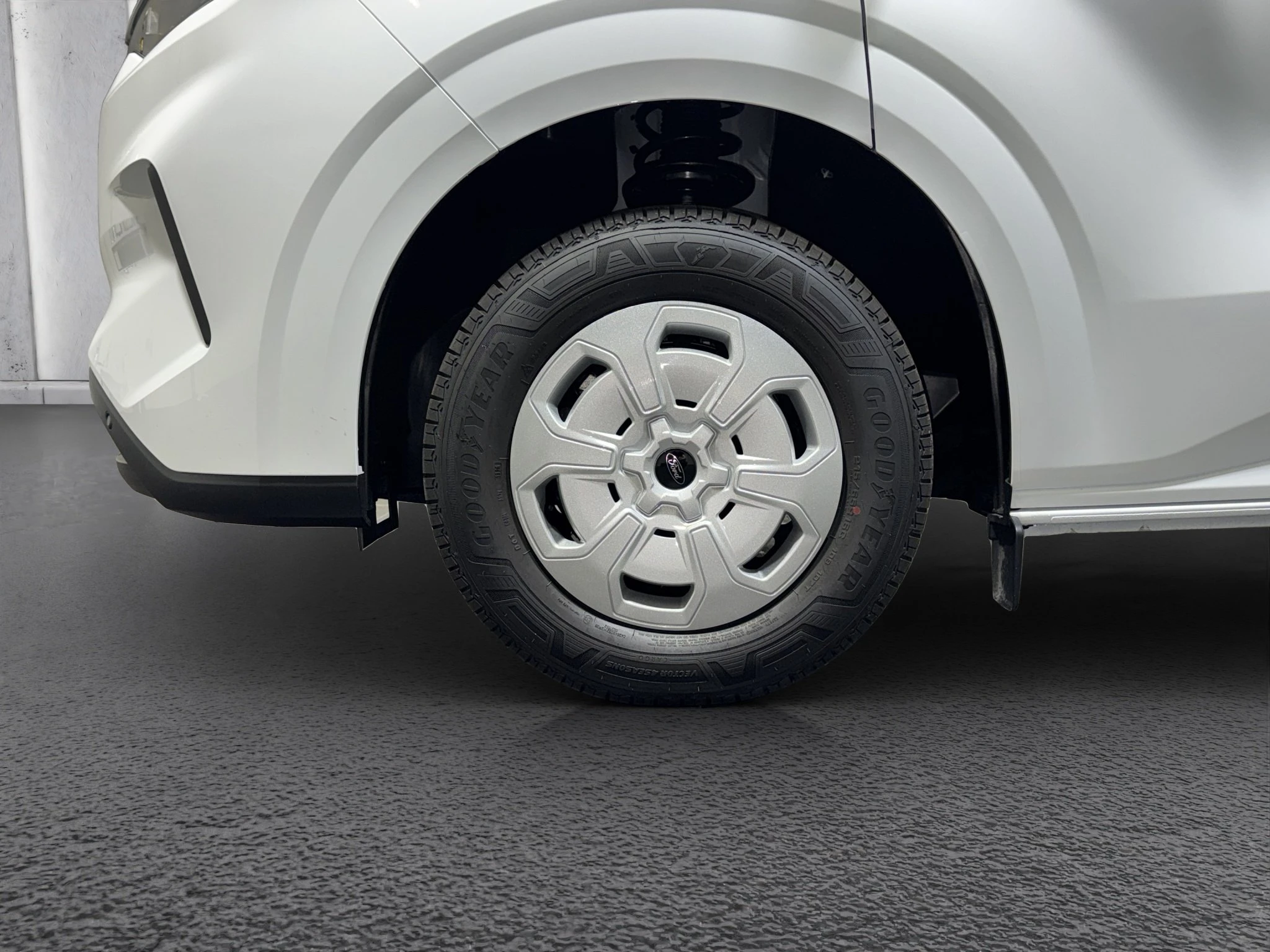 Ford-Transit Custom-image-7