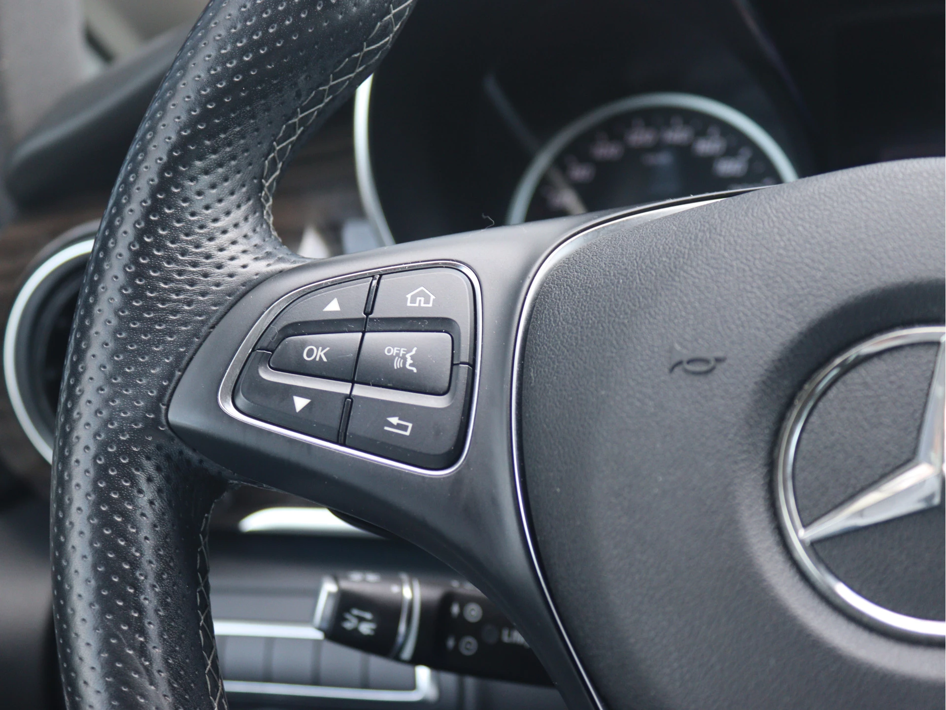 Mercedes-Benz V-Klasse 250d L2 D.C. Edition | AMG/CLIMA/NAVI/360° CAMERA | Certified