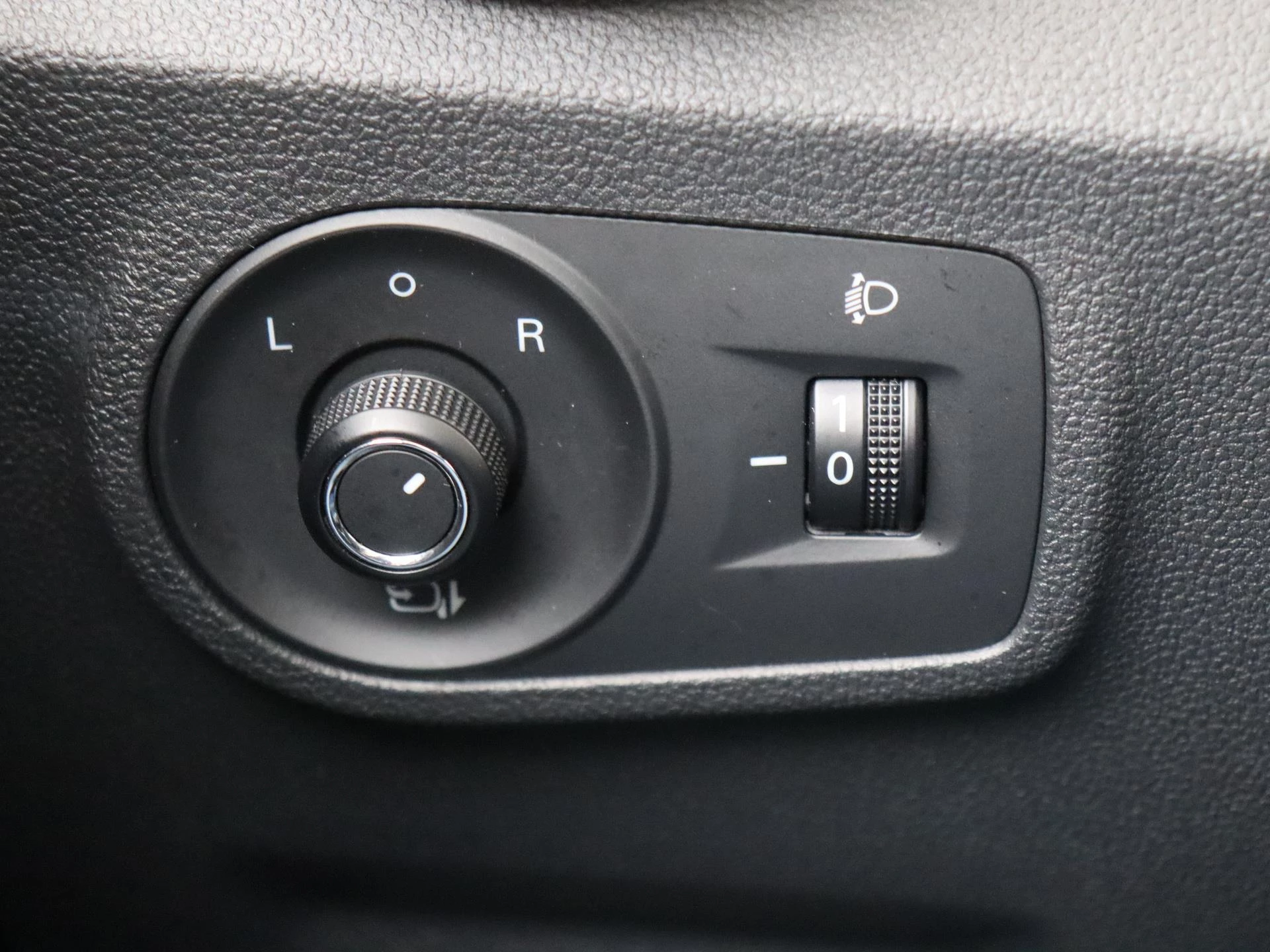 MG ZS EV EV Luxury 45 kWh