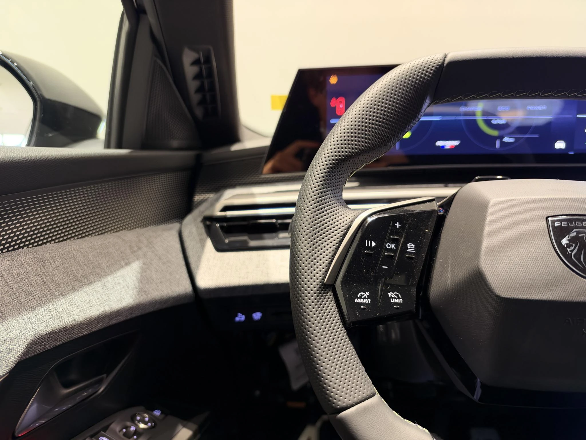 Peugeot-e-3008-image-18