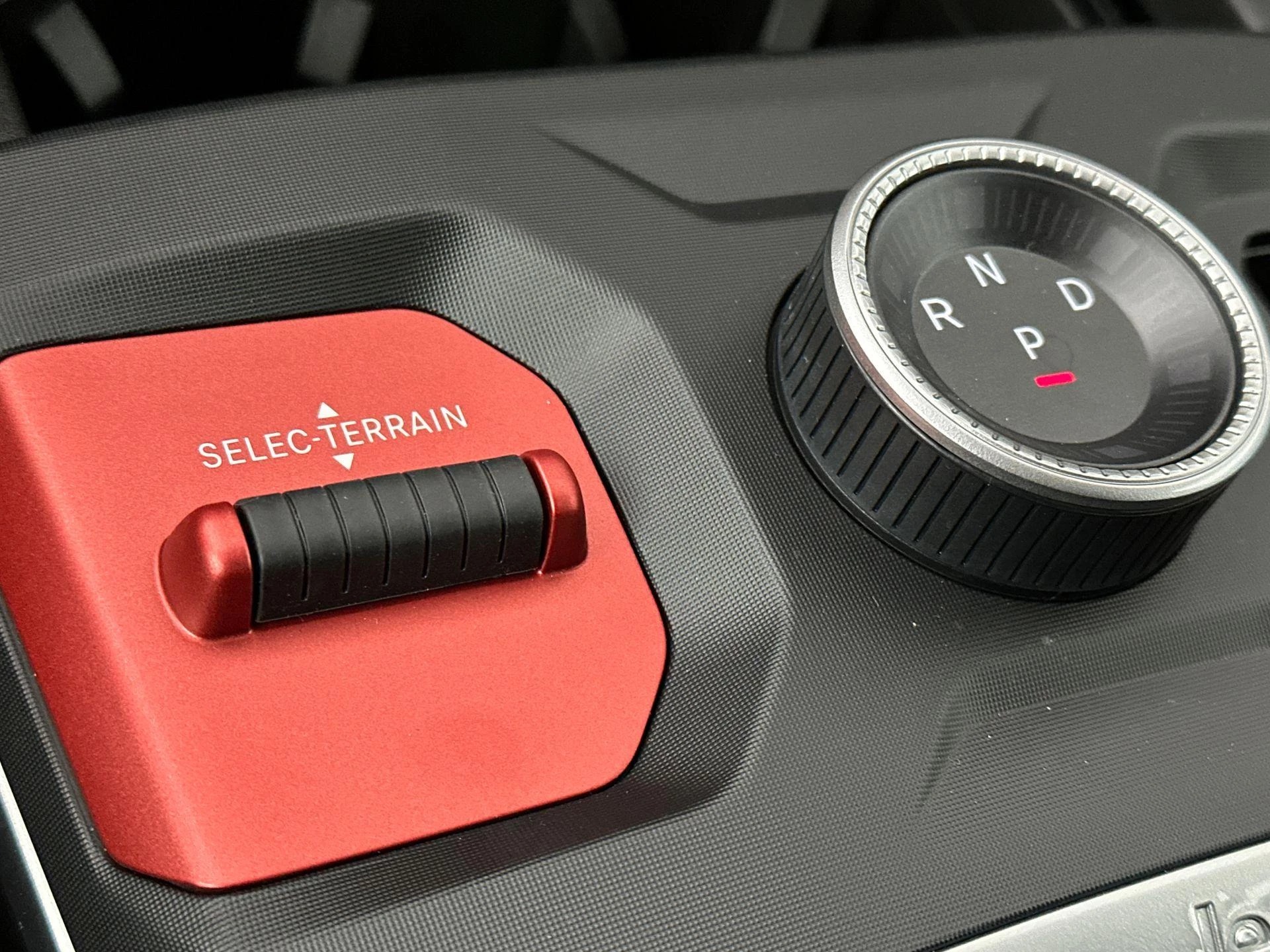 Jeep Compass 74kwh First Edition