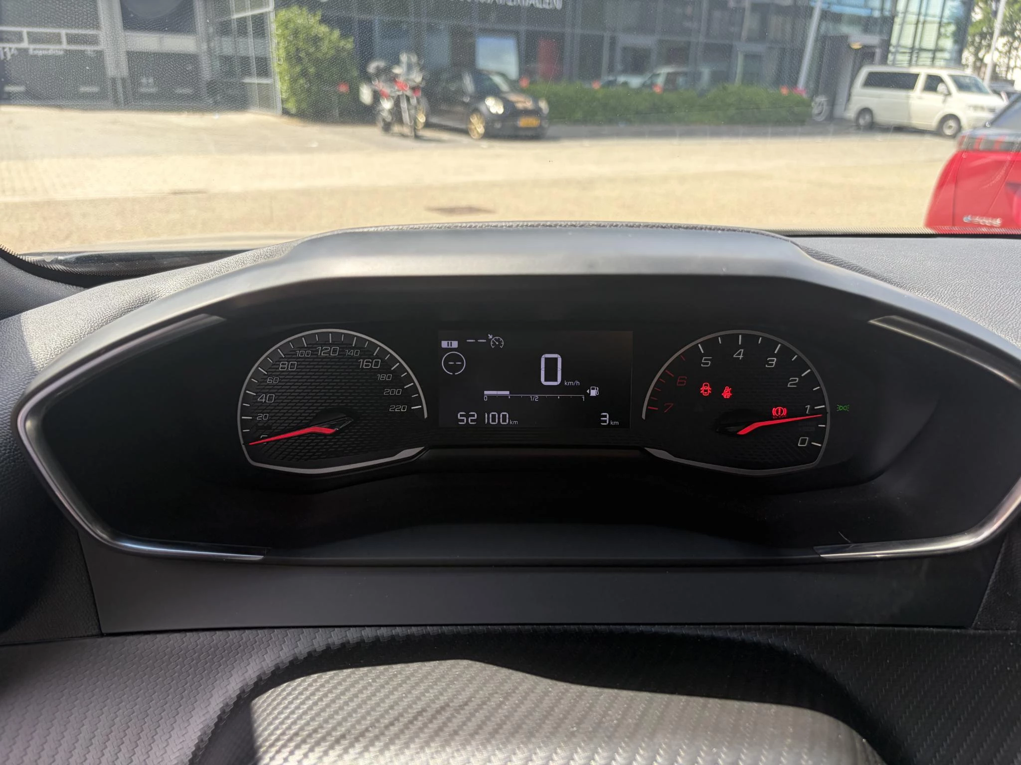 Peugeot-2008-image-17