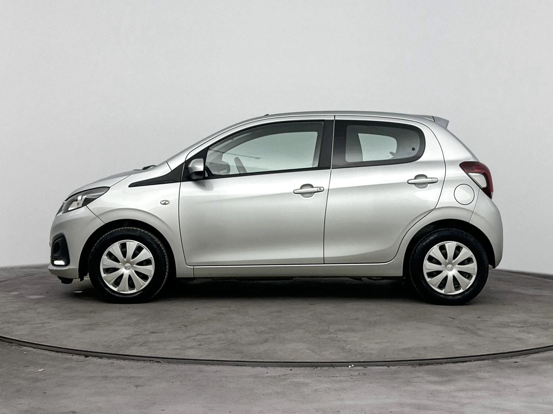 Peugeot-108-image-1