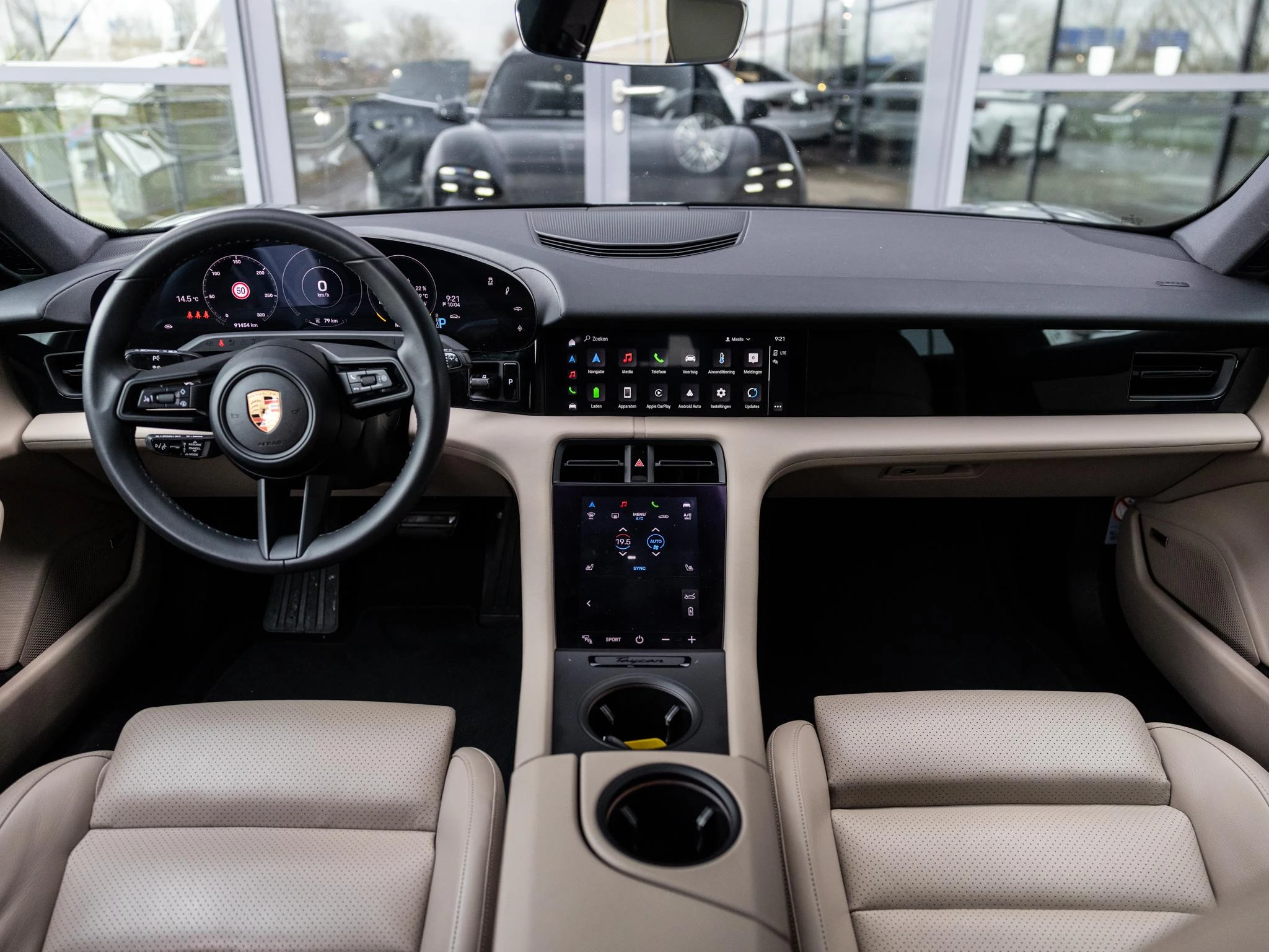 Porsche-Taycan-image-15